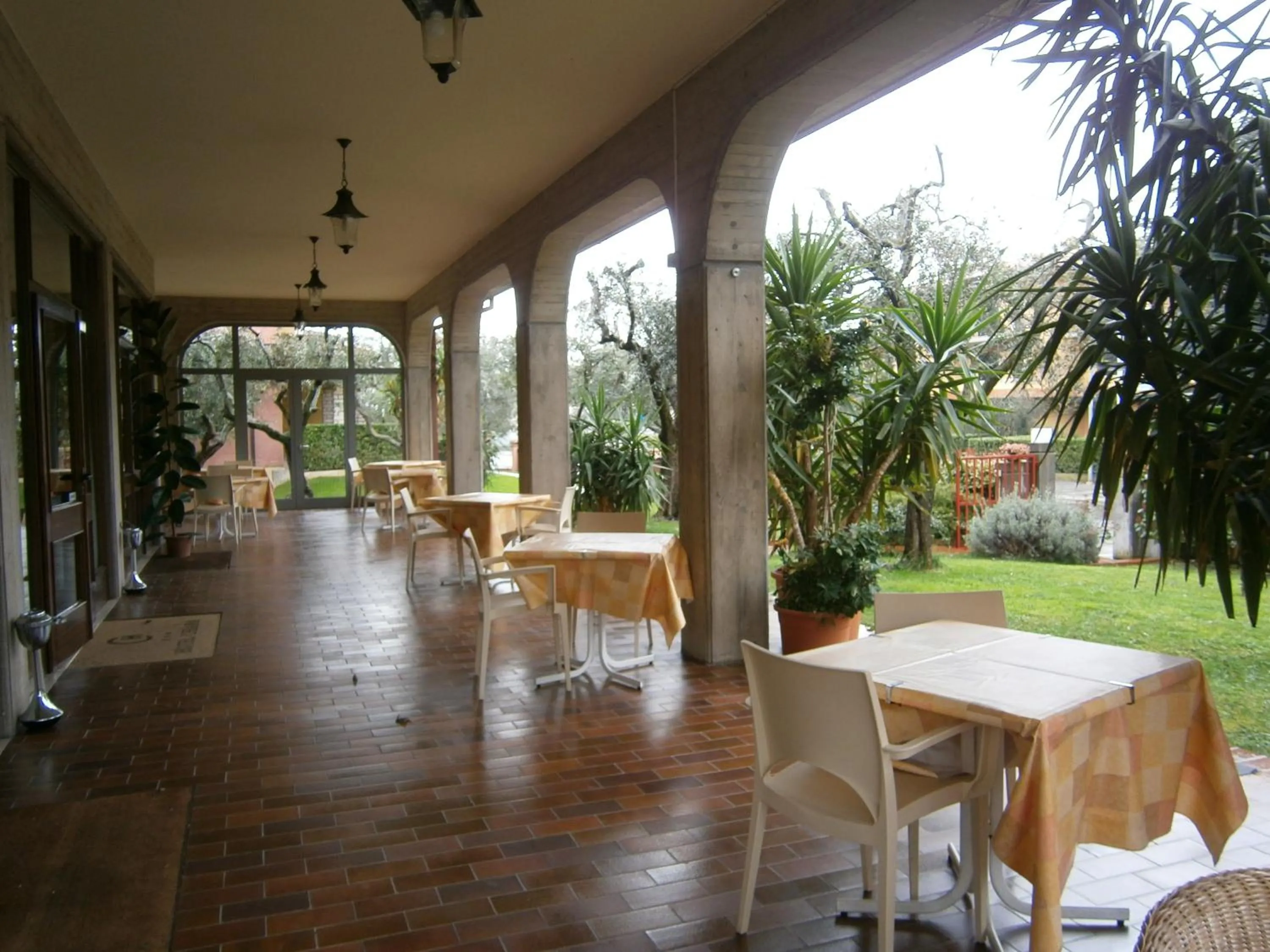 Patio in Hotel Chiara