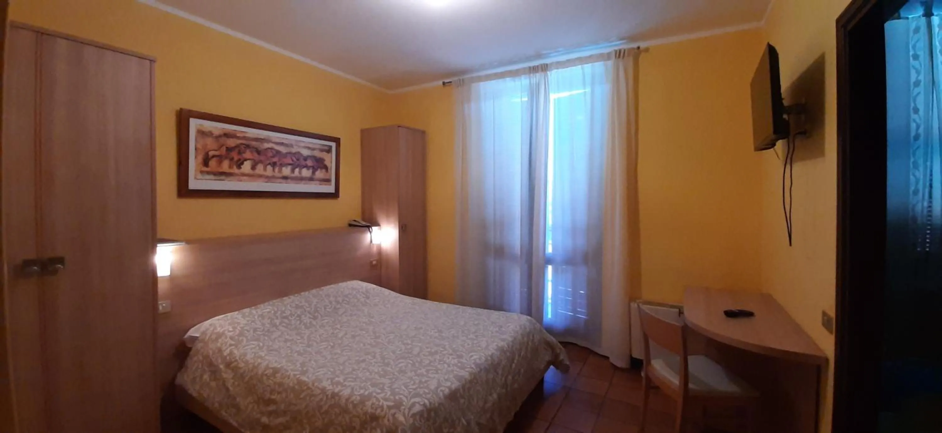 Photo of the whole room, Bed in Hotel Chiara