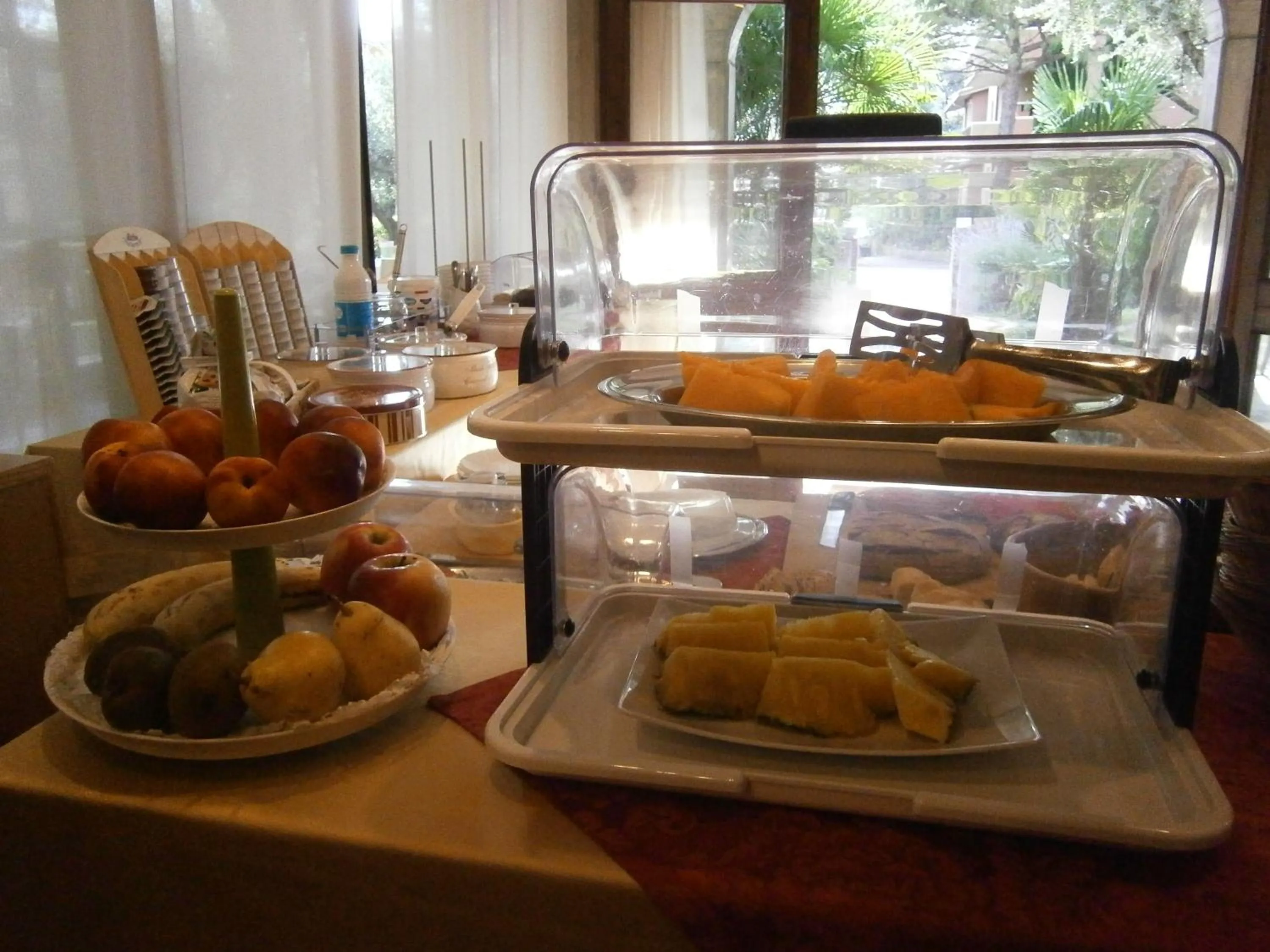 Breakfast in Hotel Chiara