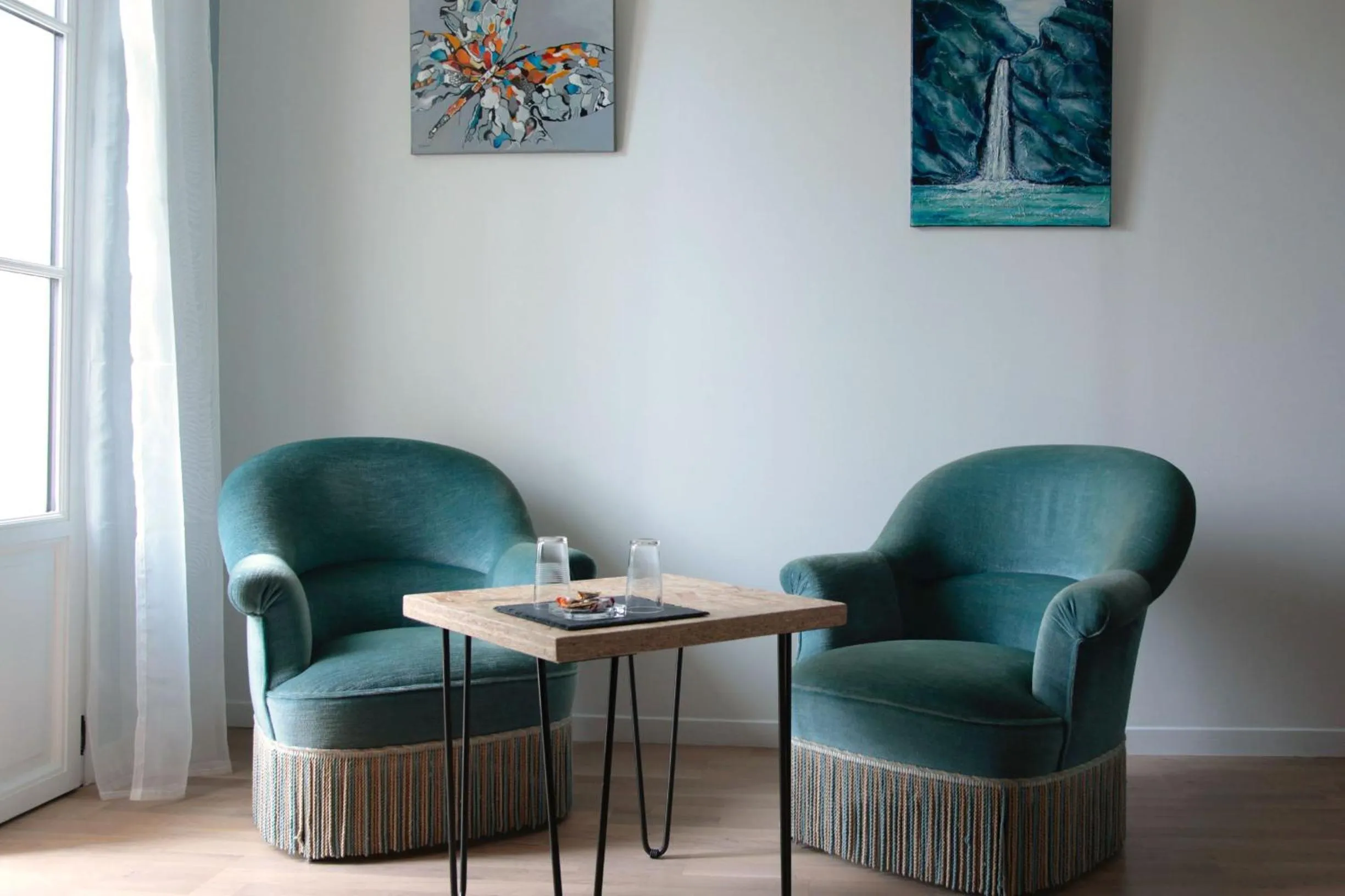 Seating area in Le Clos du Théron, chambre d'hôte