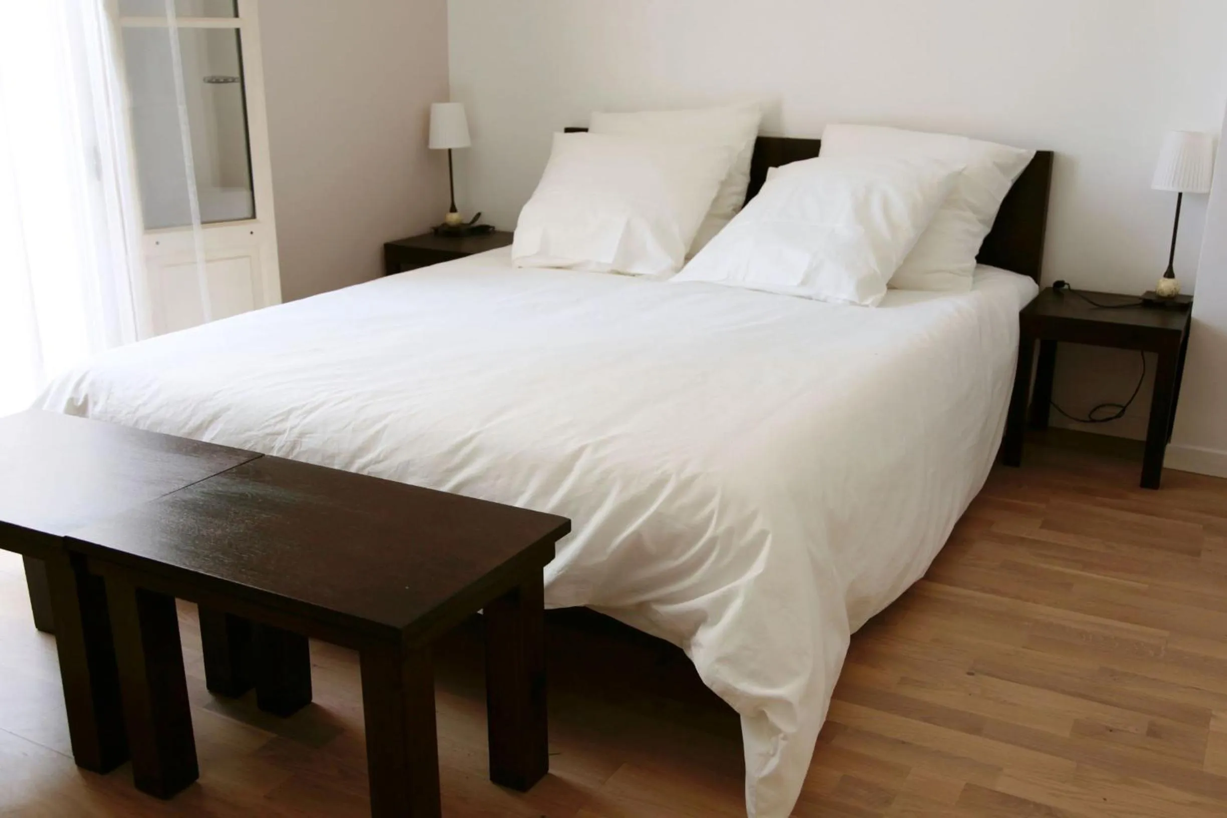 Bed in Le Clos du Théron, chambre d'hôte