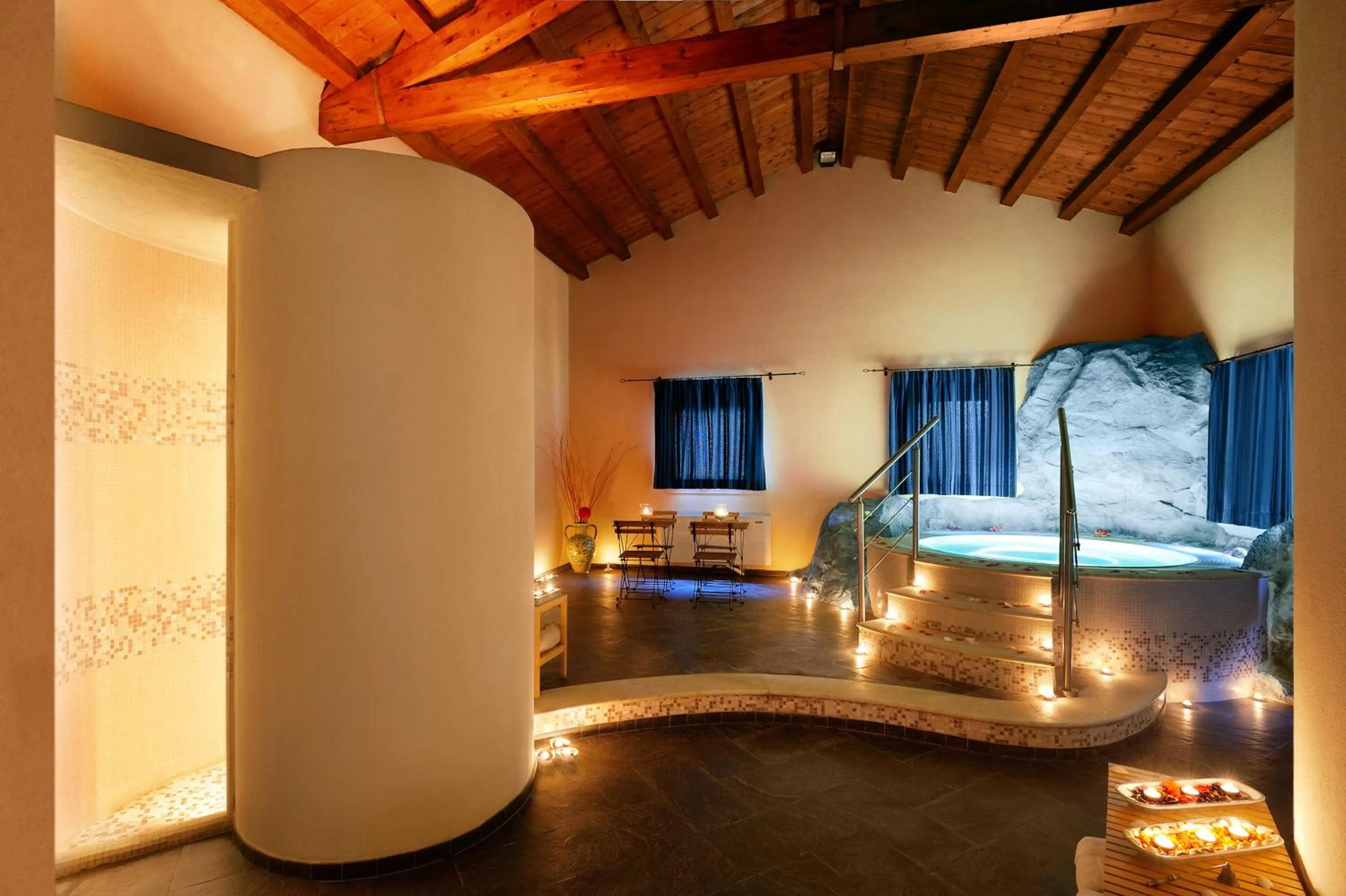 Hot Tub in Kallikoros Country Resort & Spa