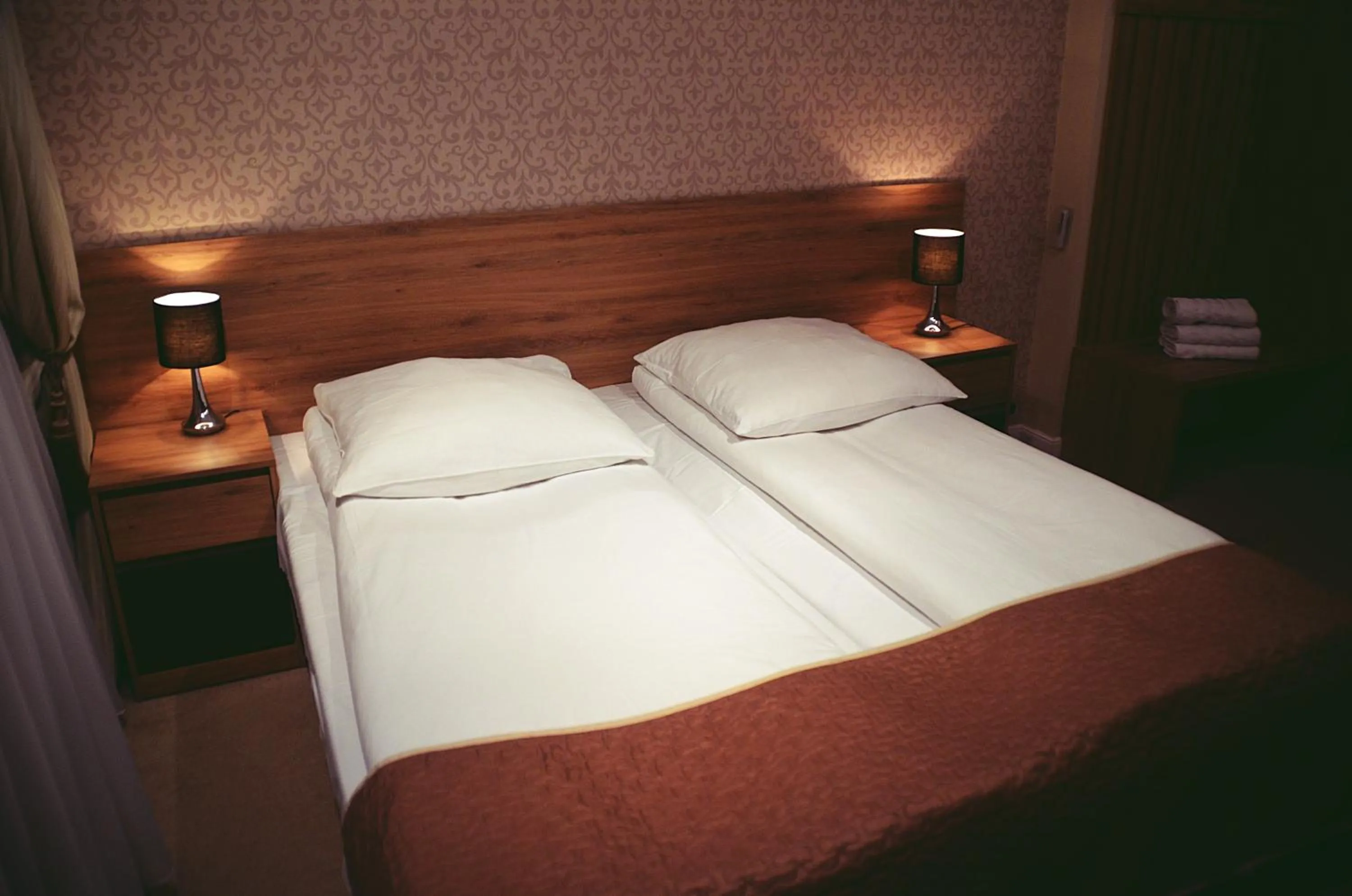 Bedroom, Bed in Apartamenty Pałacowe