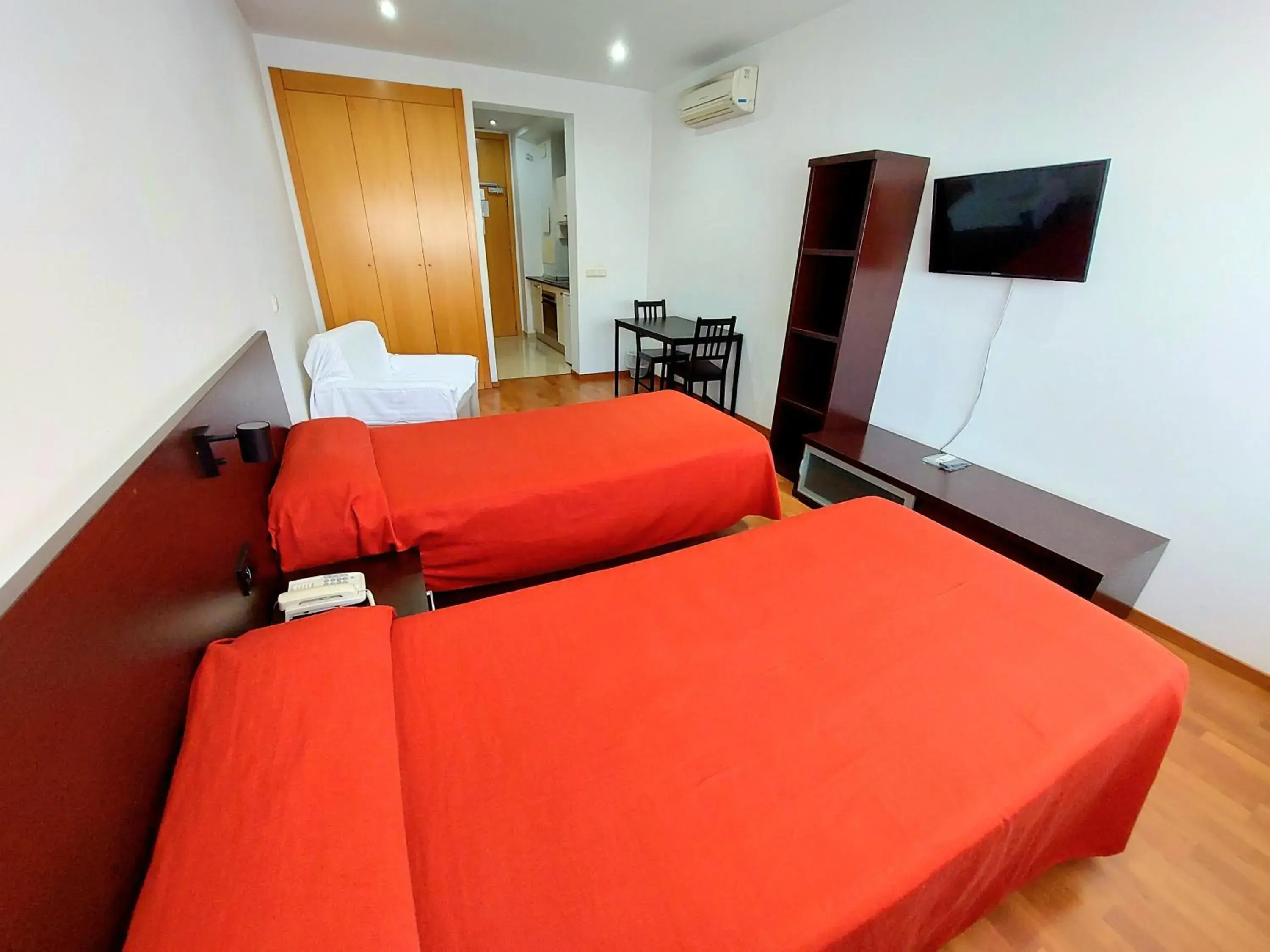 Bedroom, Bed in Domocenter Apartamentos Turísticos Bedroom, Bed in Domocenter Apartamentos Turísticos