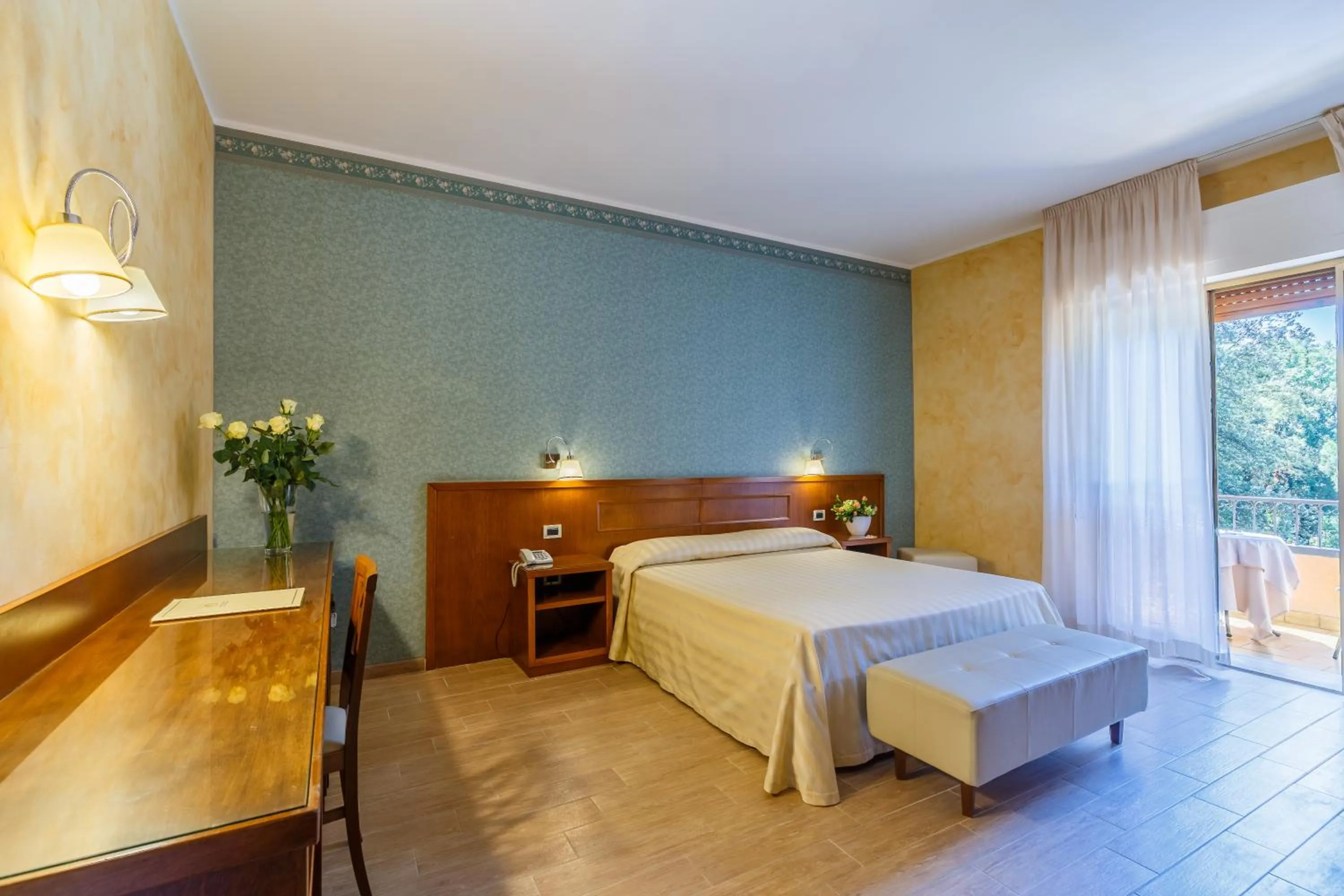 Bed in Hotel Villa Delle Rose