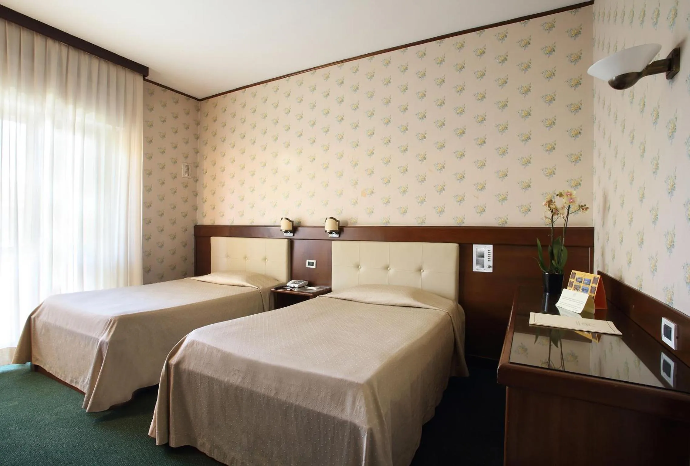 Bedroom, Bed in Hotel Villa Delle Rose