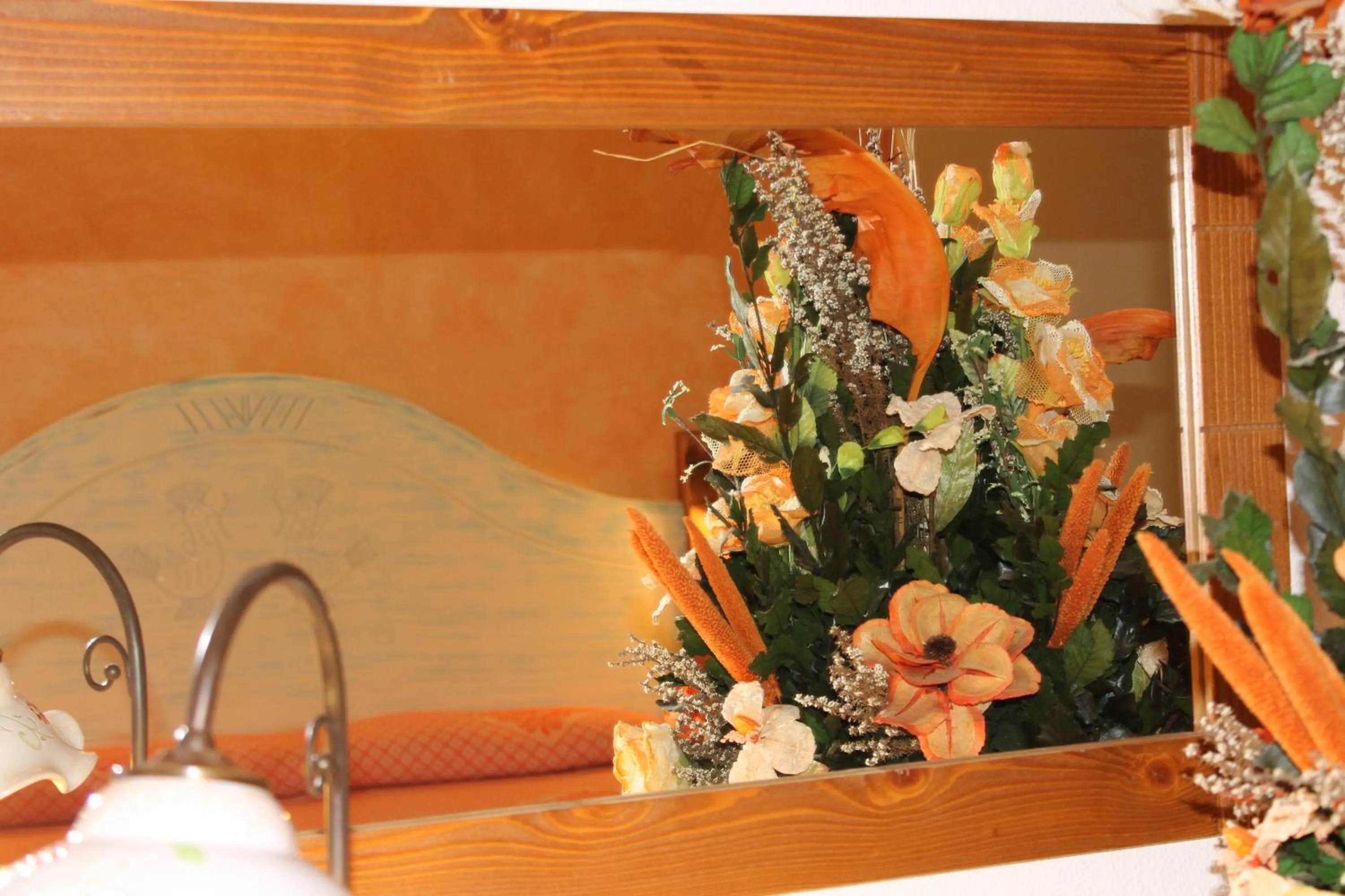 Decorative detail in Maria Caderina Green Village