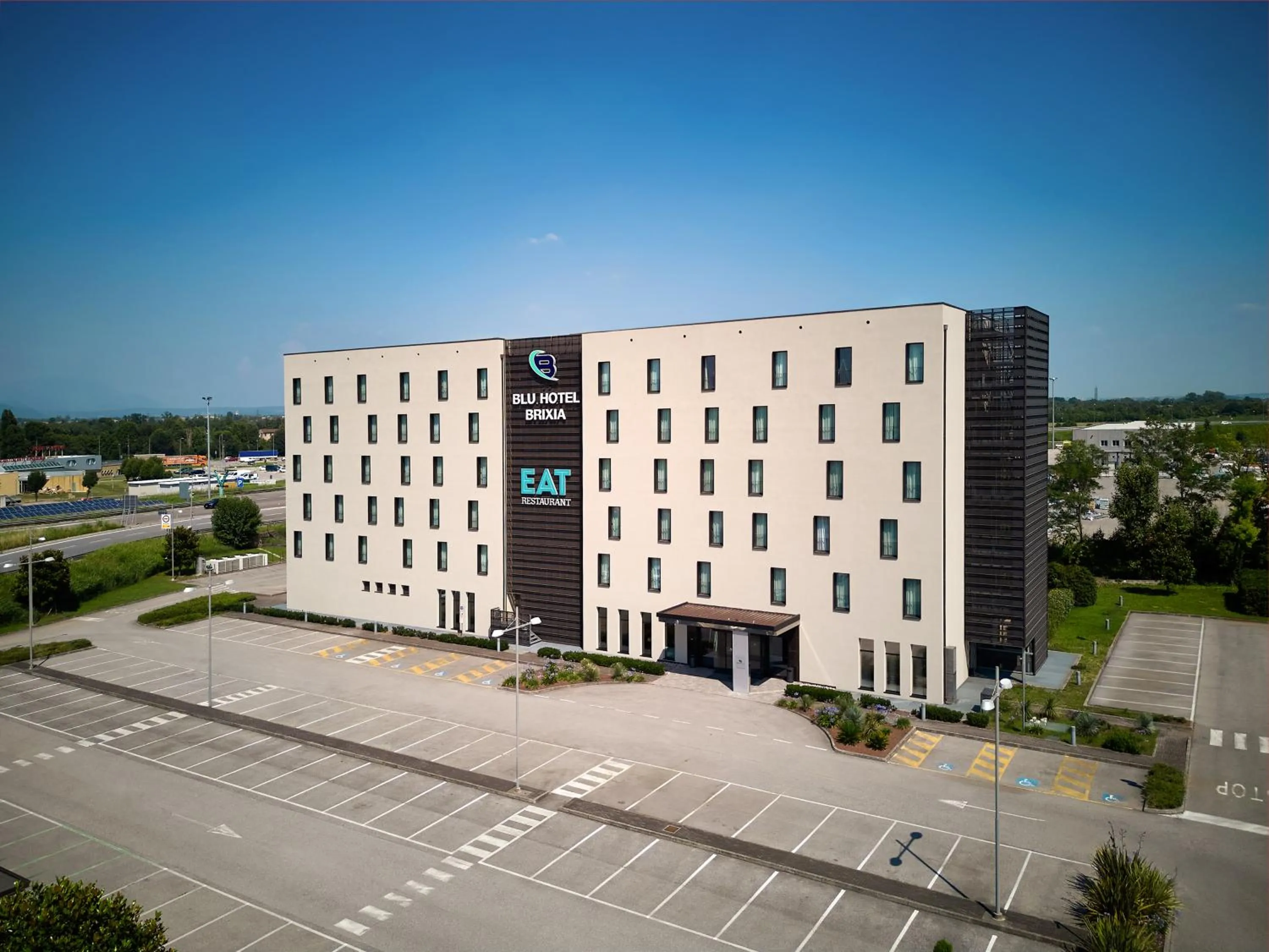 Property building in Blu Hotel Brixia