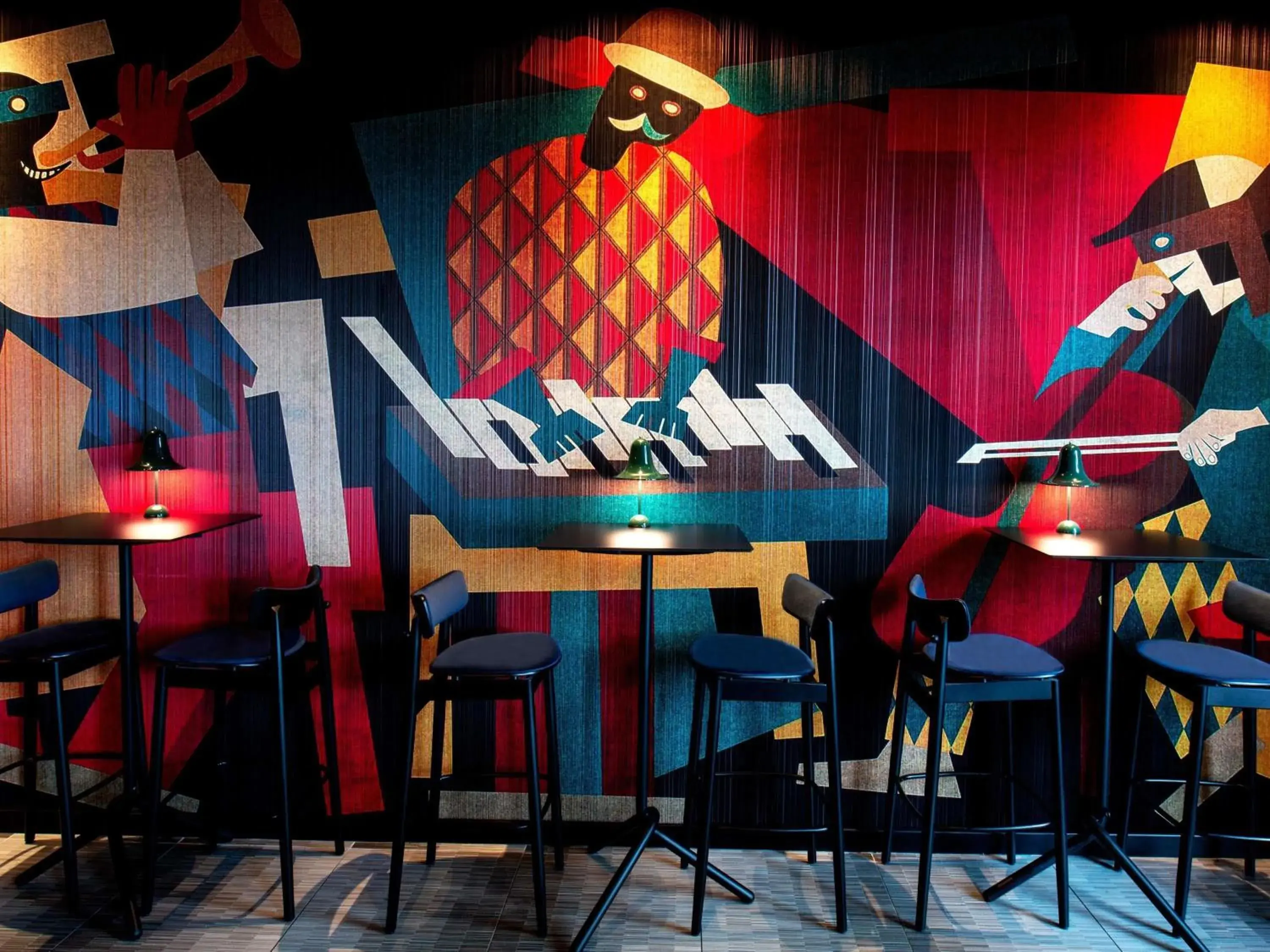 Lounge or bar in Ibis Warszawa Stare Miasto Lounge or bar in Ibis Warszawa Stare Miasto