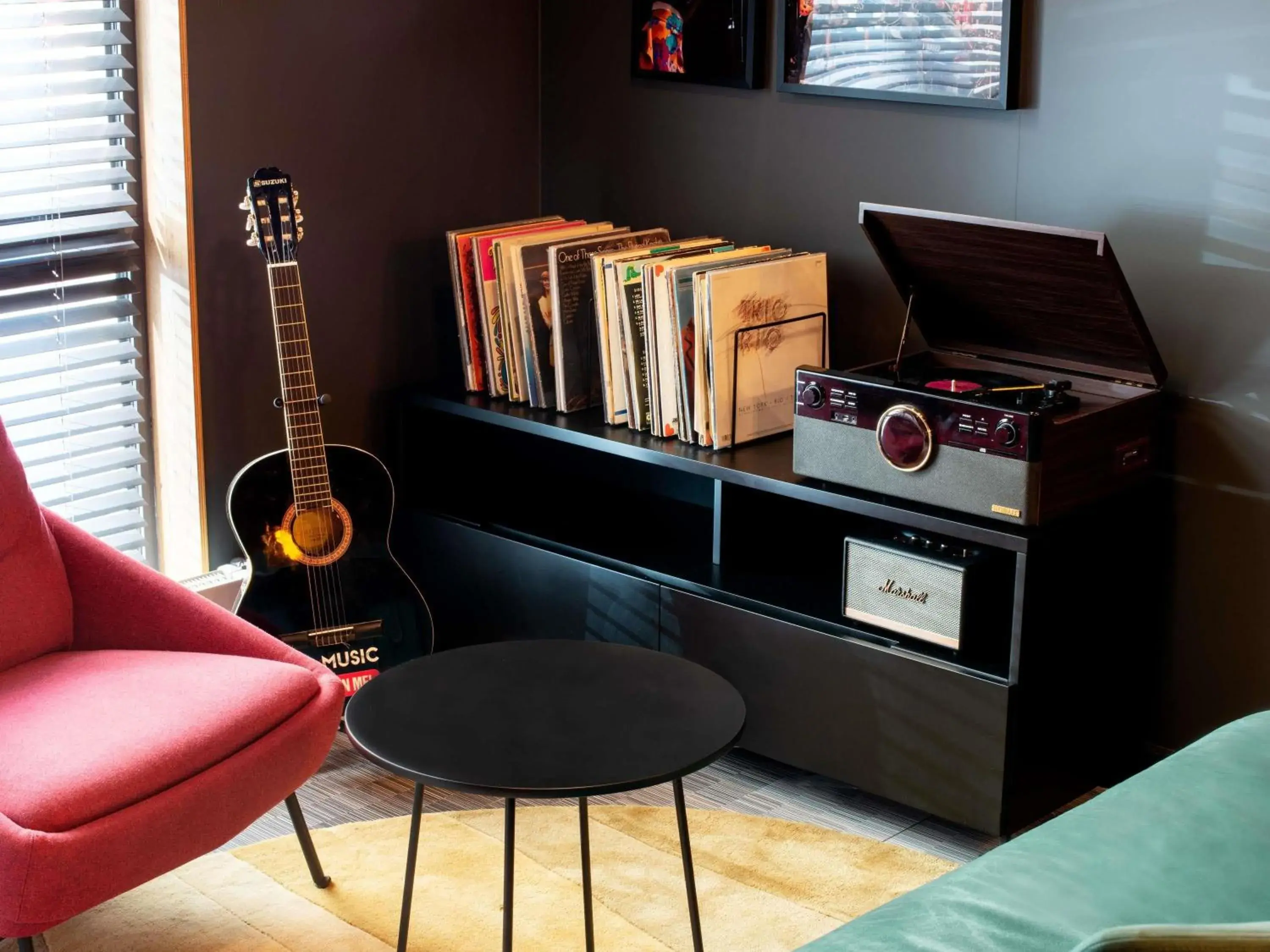 Lounge or bar in Ibis Warszawa Stare Miasto Lounge or bar in Ibis Warszawa Stare Miasto