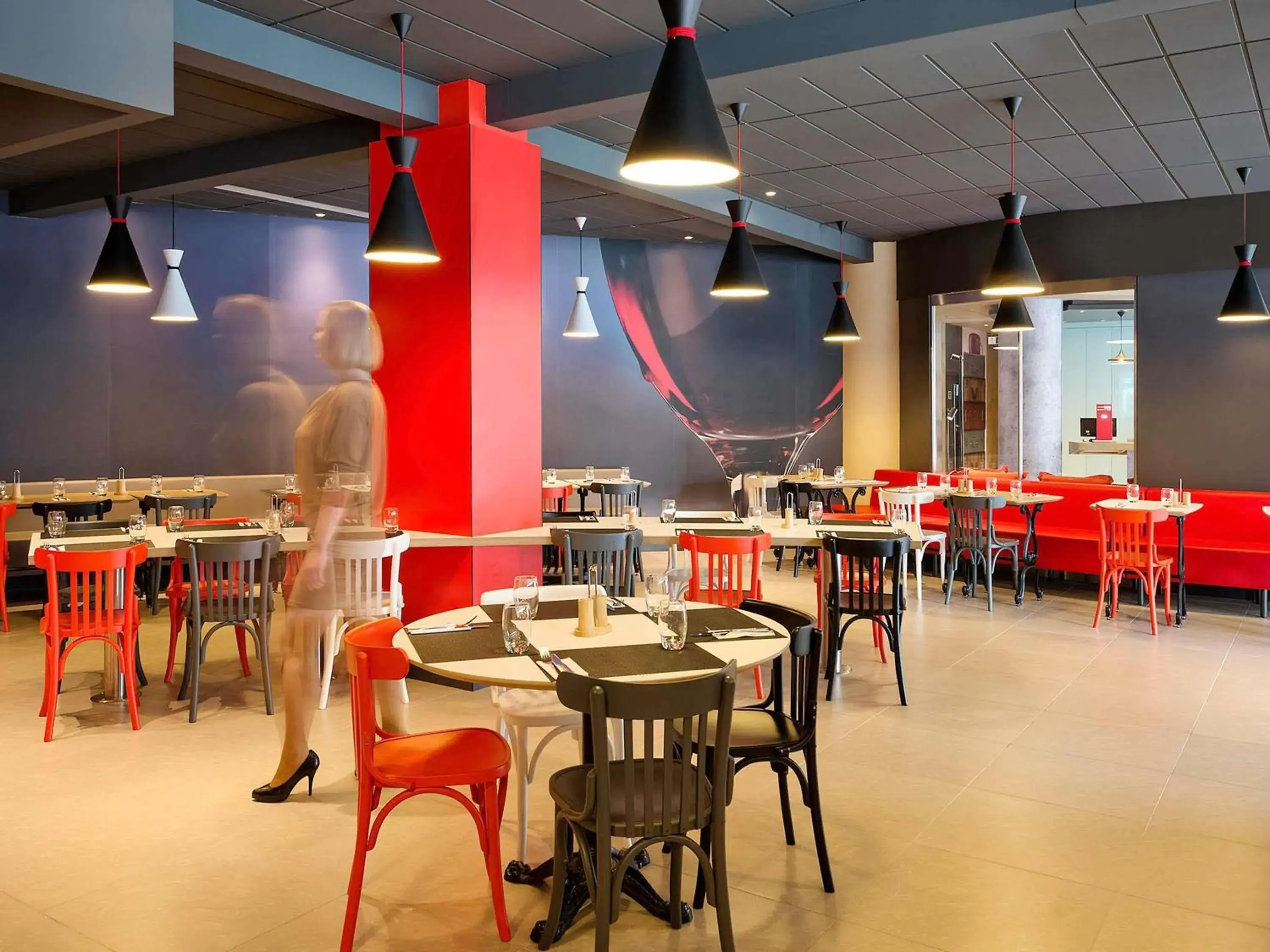 Restaurant/places to eat in Ibis Warszawa Stare Miasto Restaurant/places to eat in Ibis Warszawa Stare Miasto
