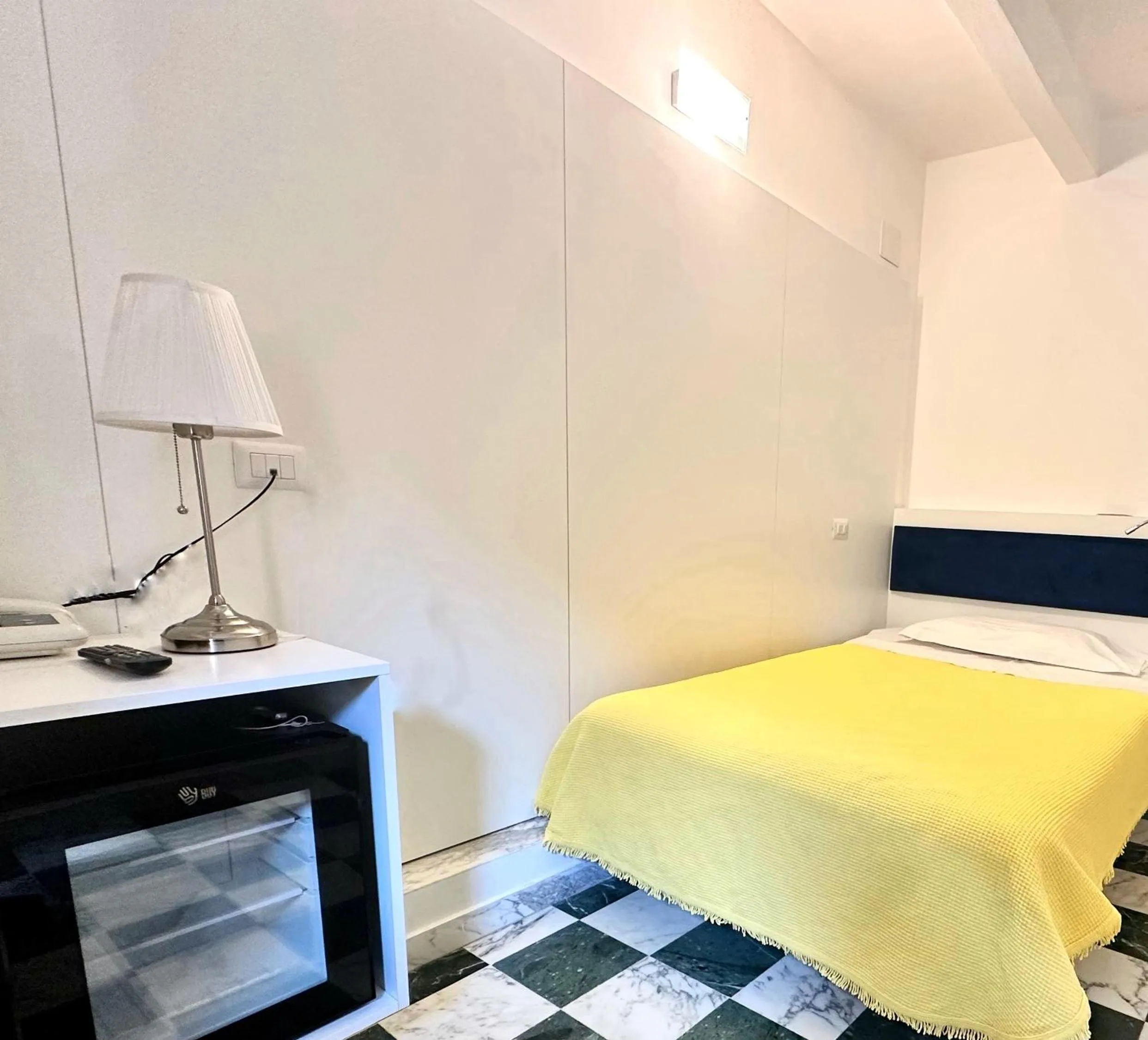 Bed in Albergo Hotel Raffaello