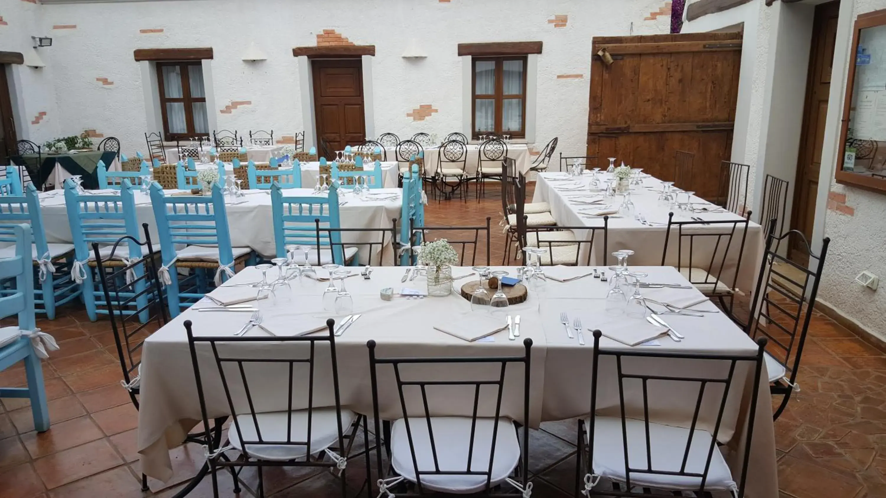 Restaurant/places to eat in Santa Maria Resort Restaurant/places to eat in Santa Maria Resort