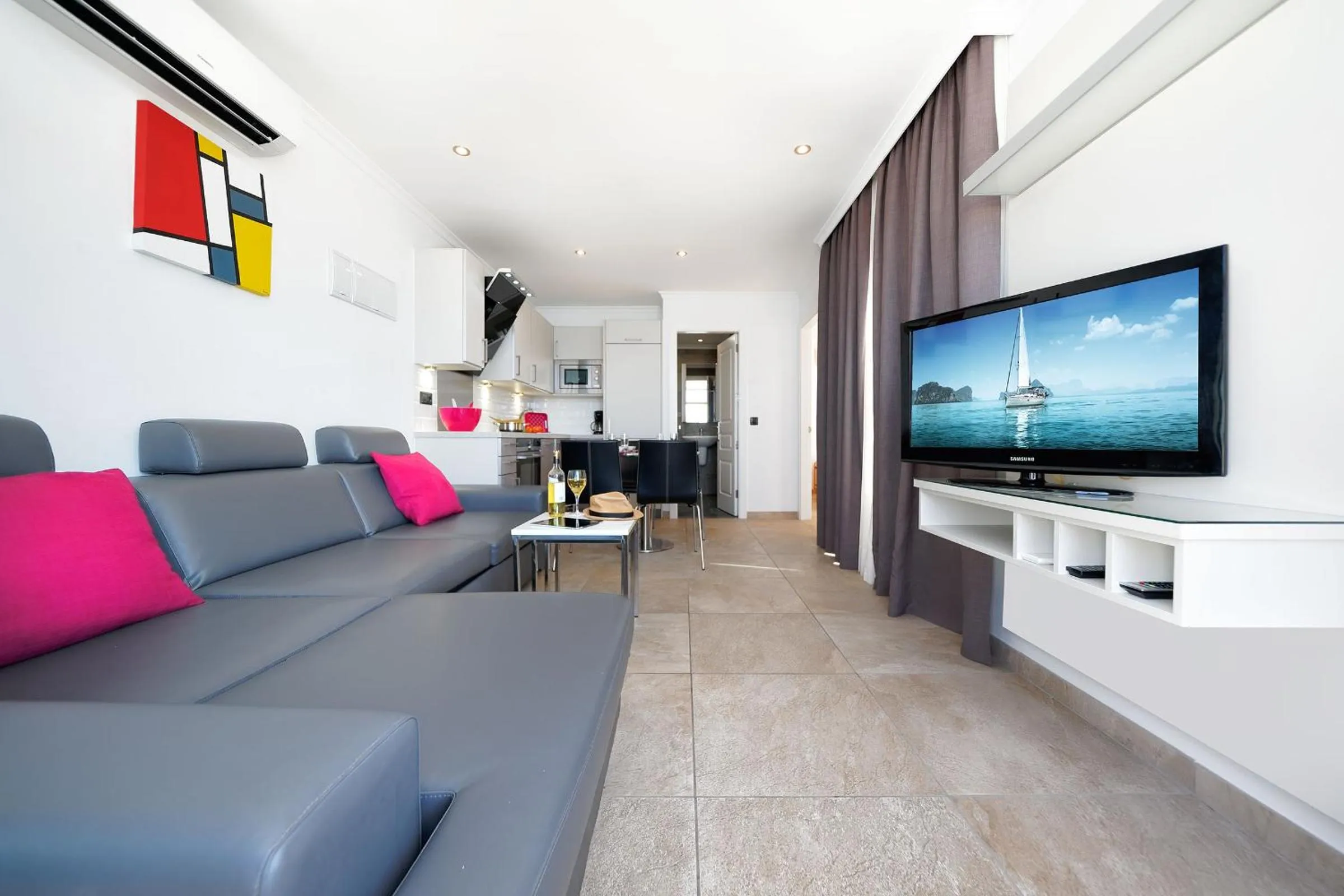 Photo of the whole room in Bahia Blanca