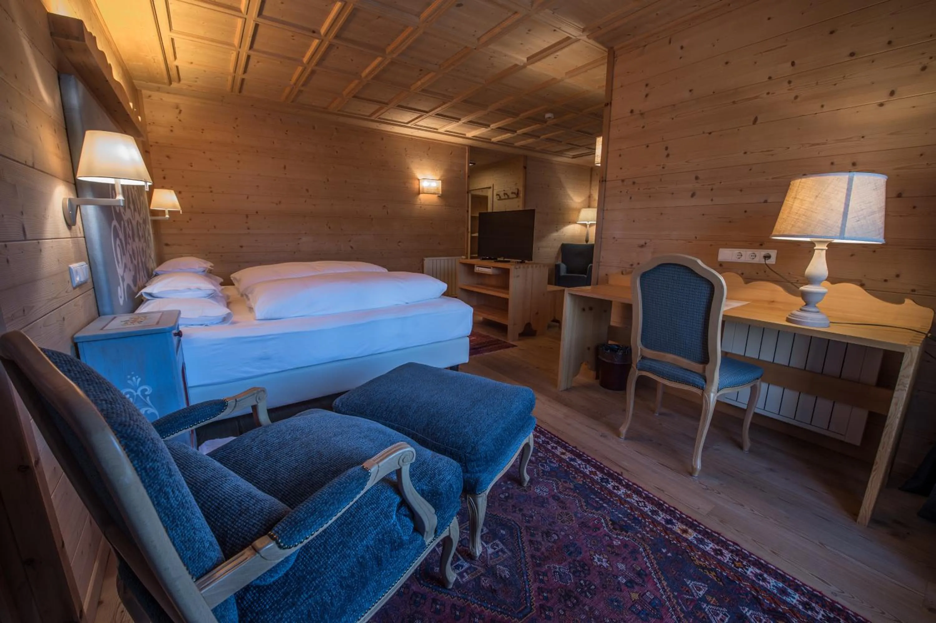 Bed in Hotel Ciasa Salares