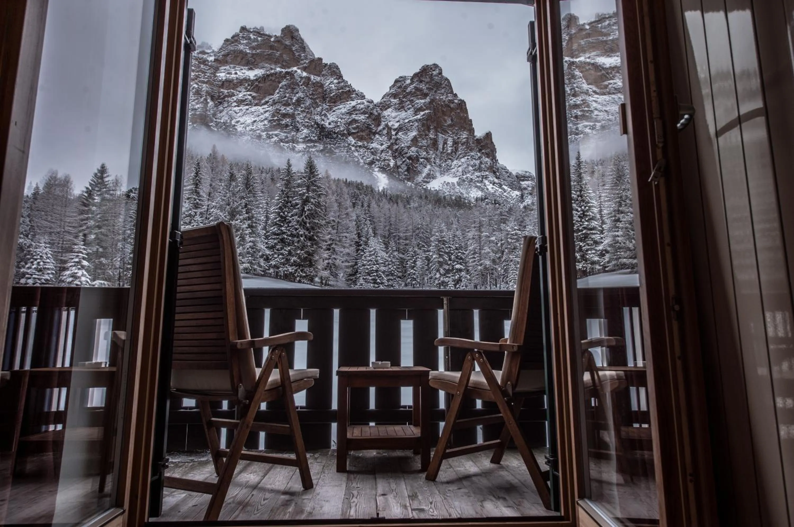 Open Air Bath in Hotel Ciasa Salares