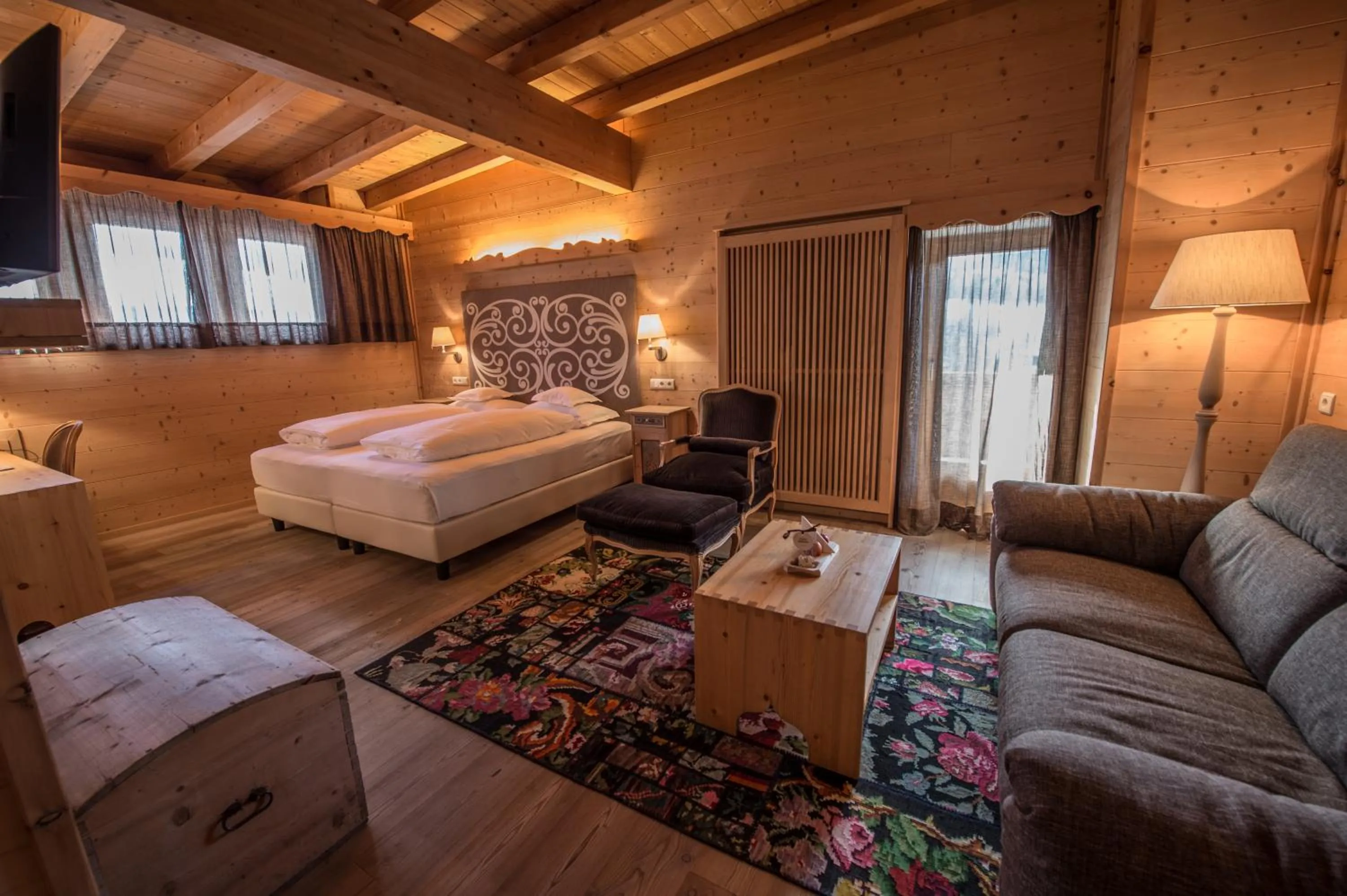 Bed in Hotel Ciasa Salares