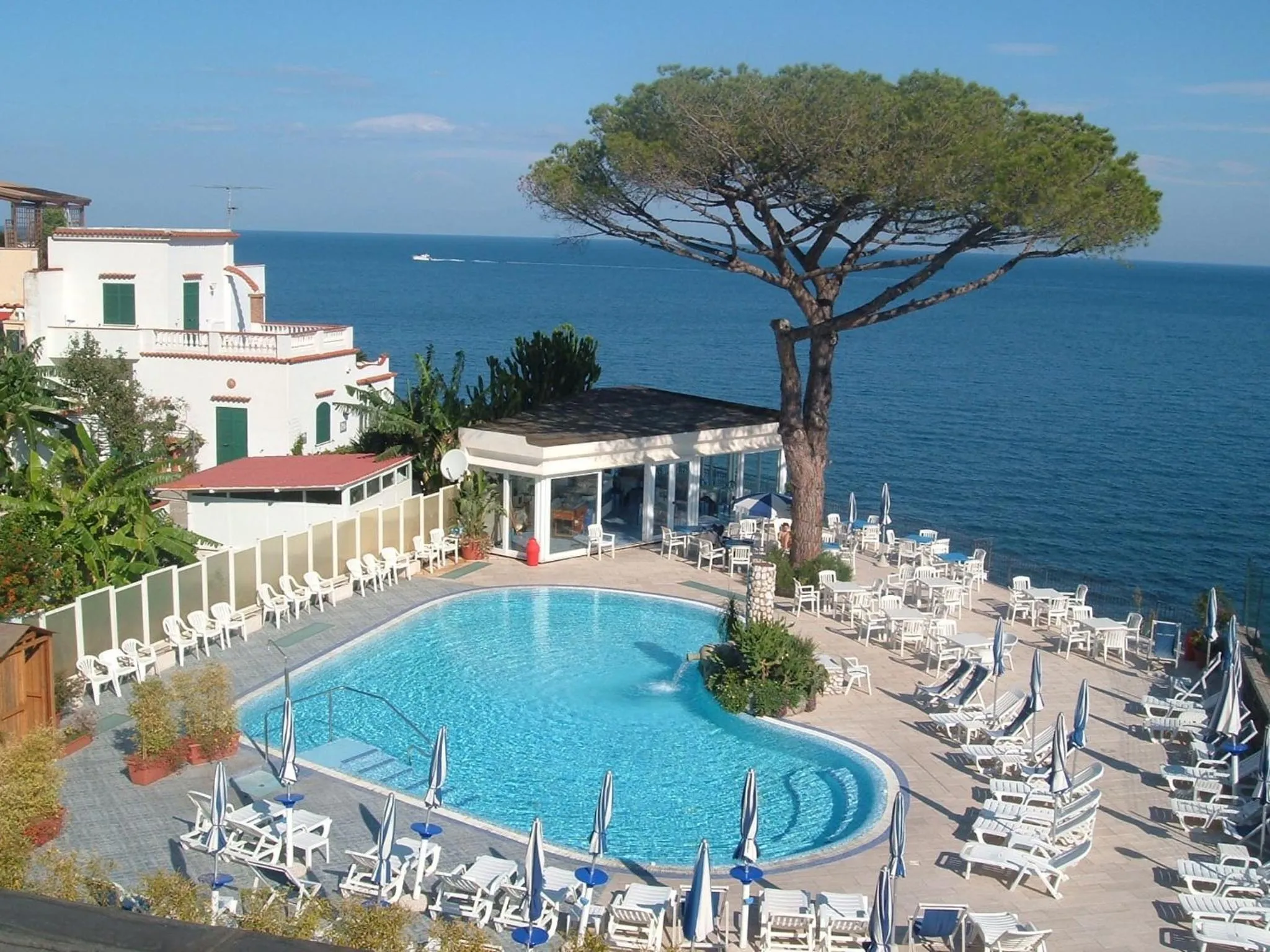 Day in Hotel L'Approdo