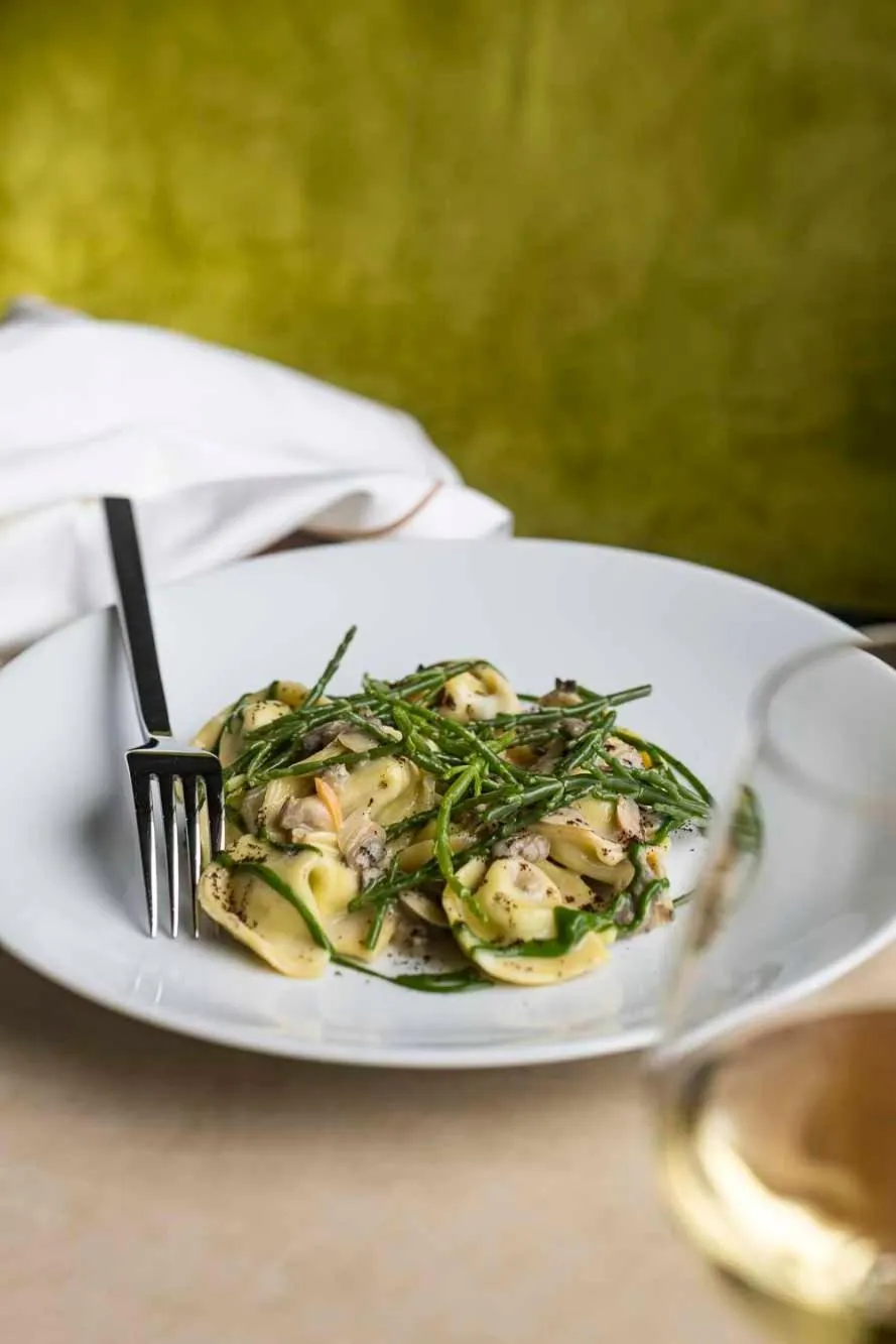 Restaurant/places to eat in Europa Palace