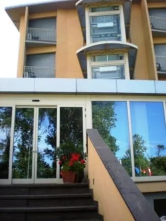 Facade/entrance in Hotel Florida Tirrenia