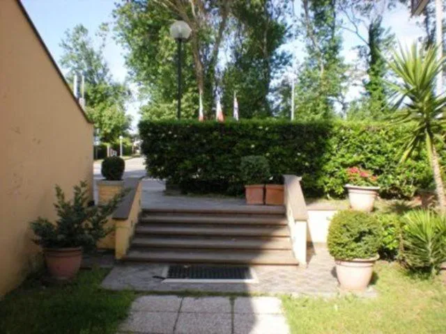 Facade/entrance in Hotel Florida Tirrenia