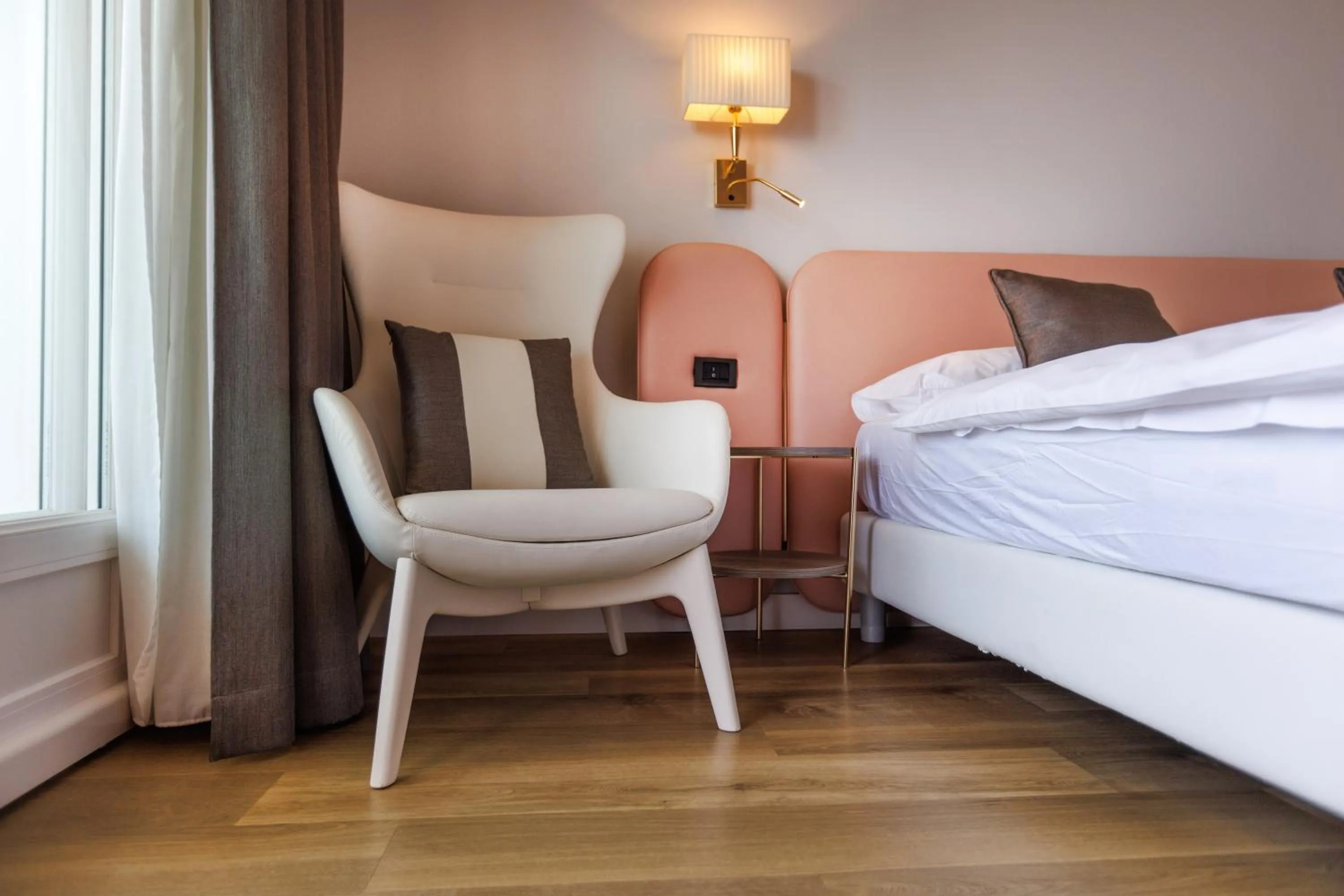 Decorative detail, Bed in Hotel Capri