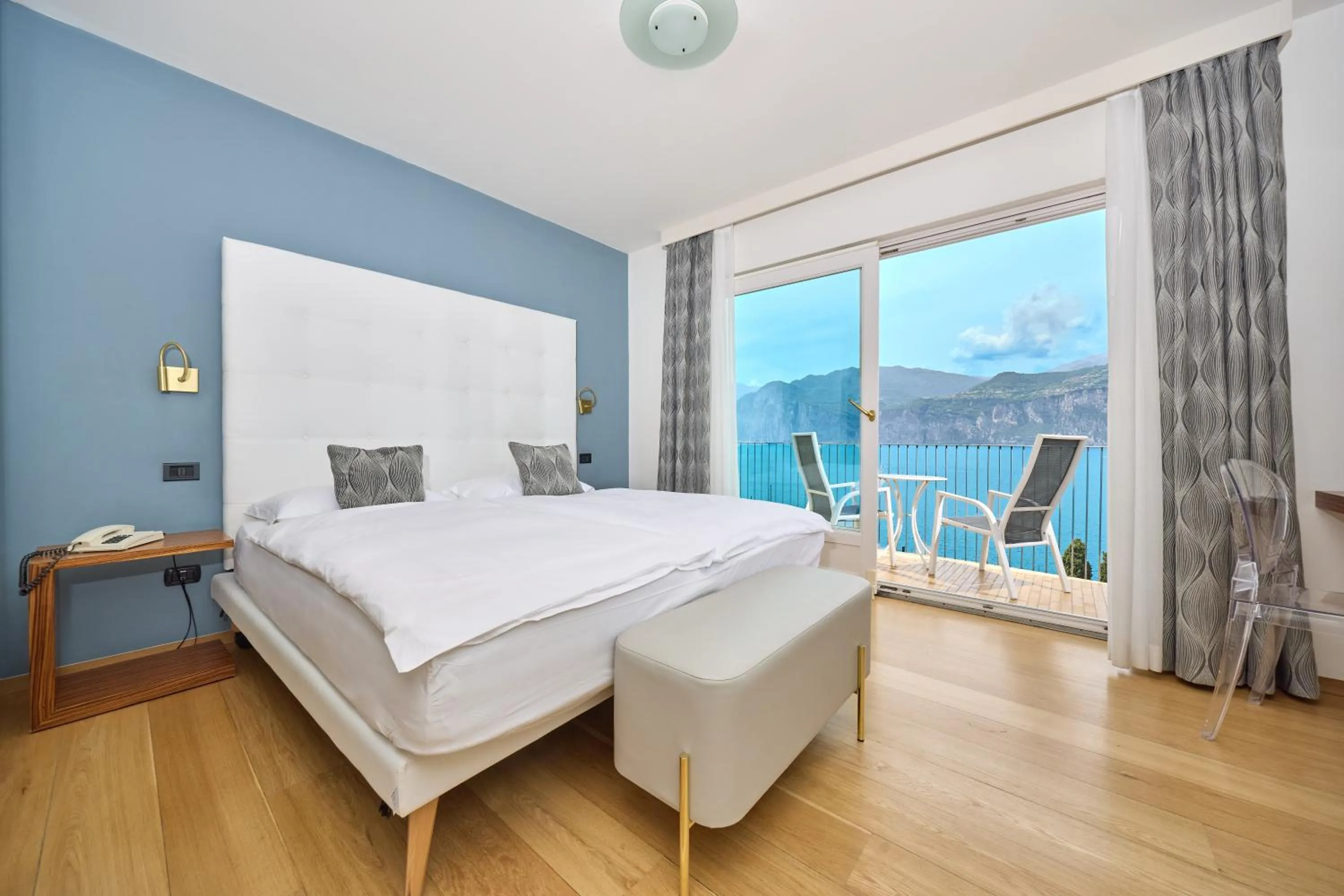 Photo of the whole room, Bed in Hotel Capri