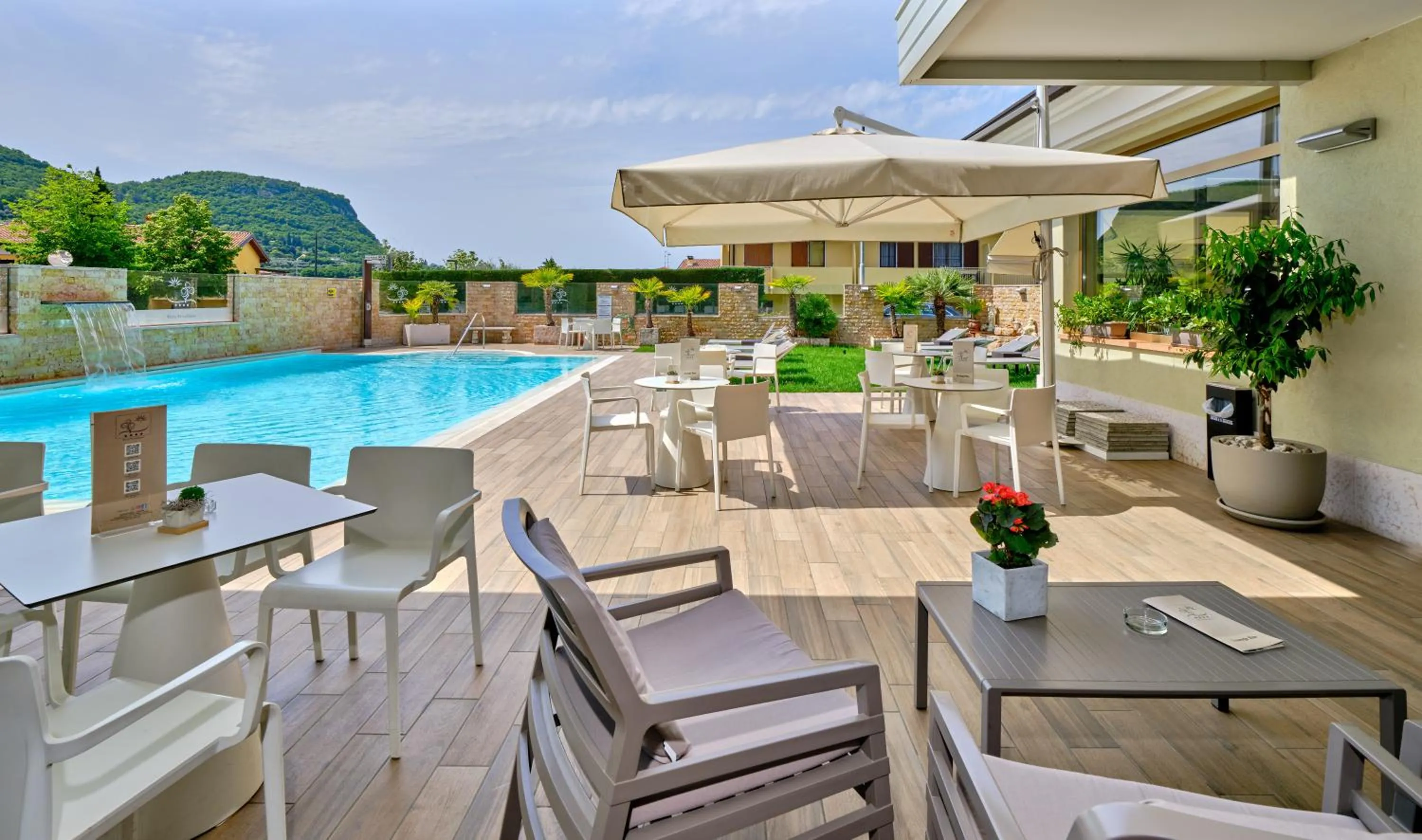 Property building in Hotel Eden Garda