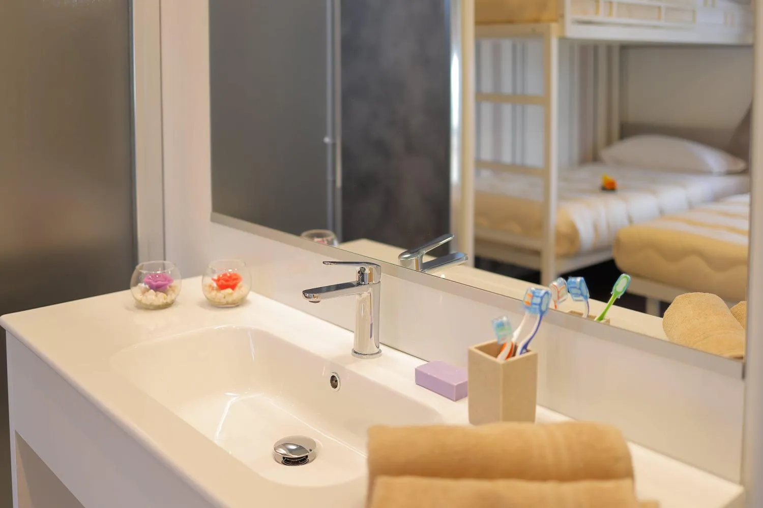 Bathroom, Bed in hu Venezia Camping in Town