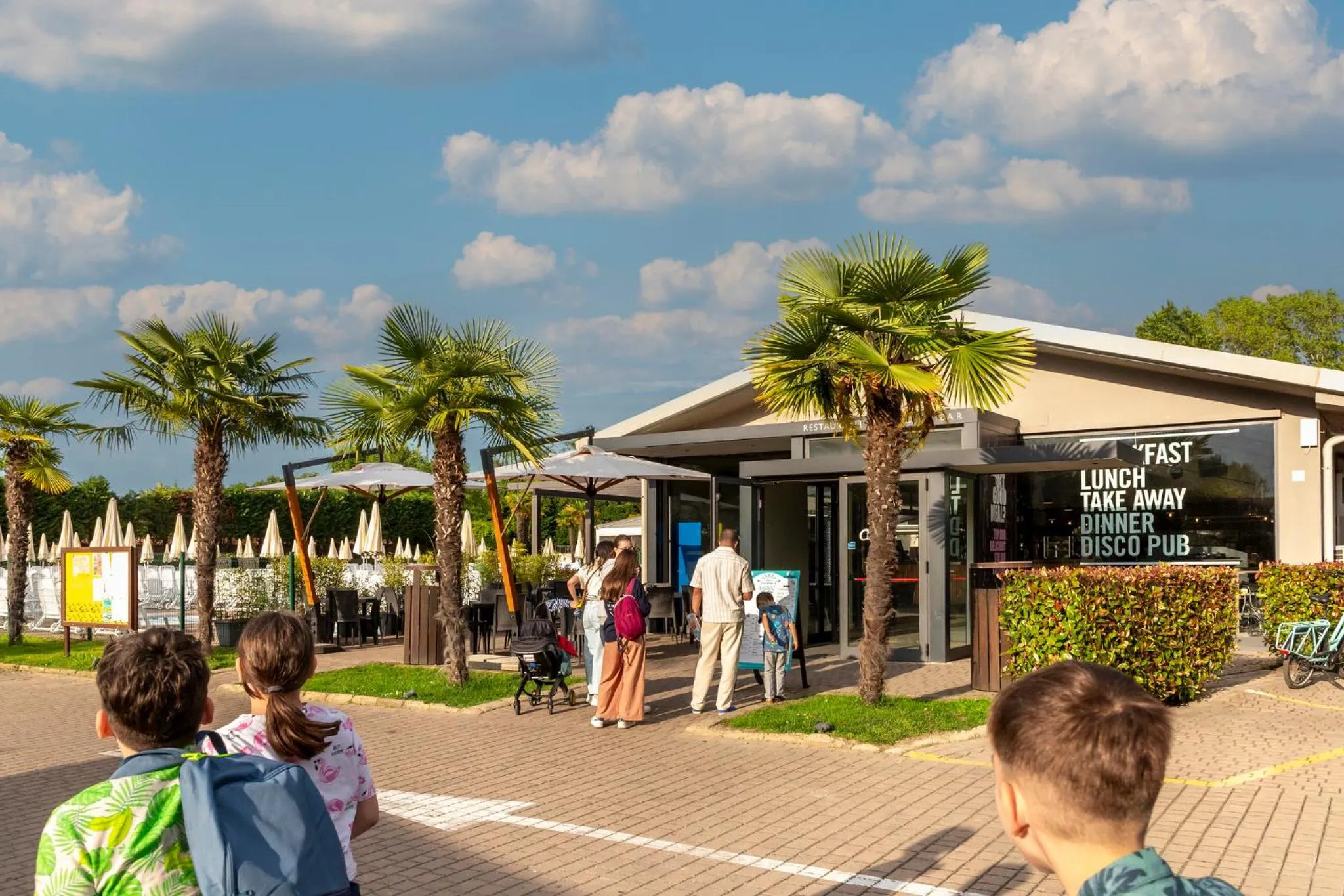 hu Venezia Camping in Town