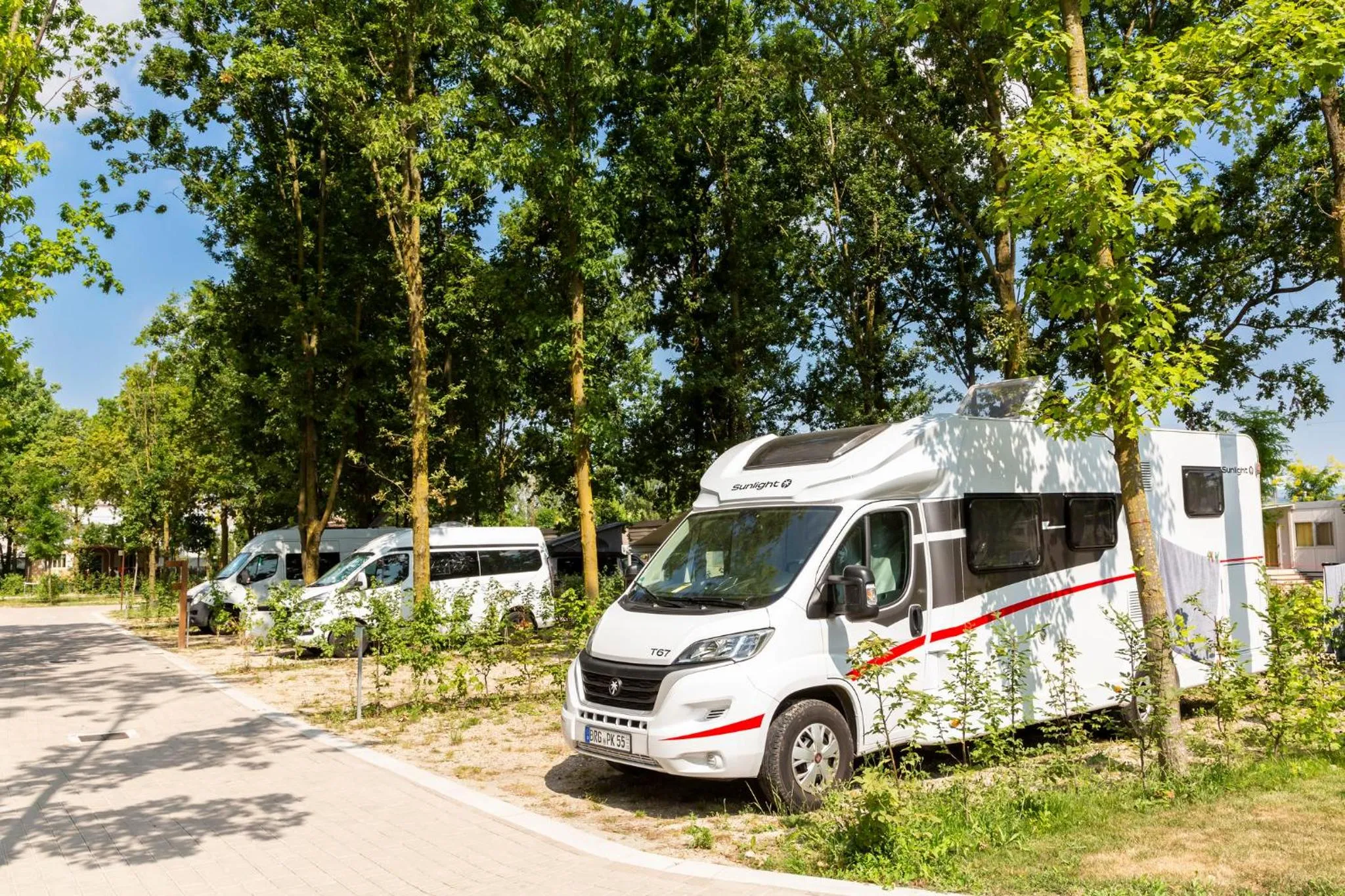 hu Venezia Camping in Town