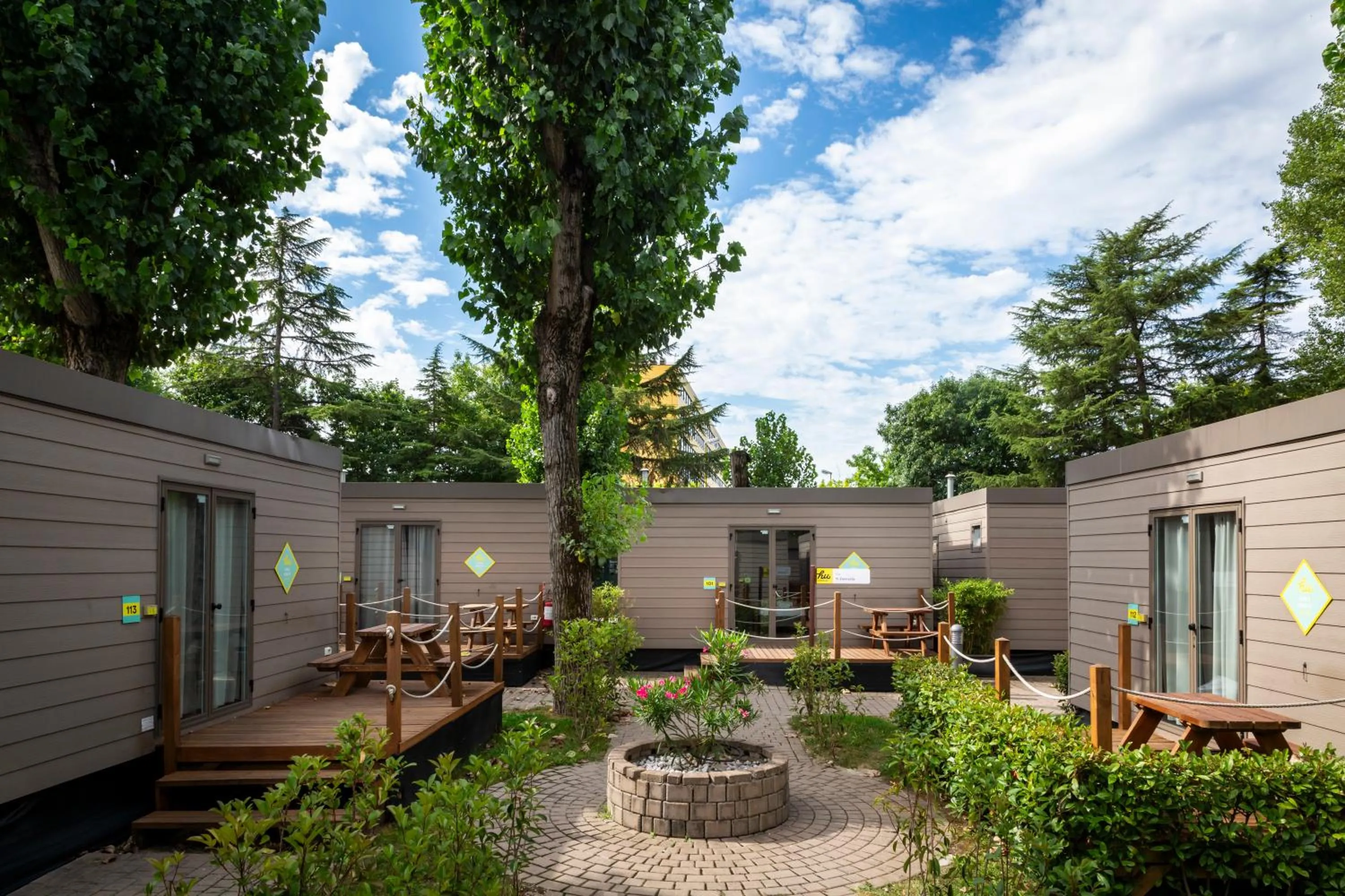 Property building in hu Venezia Camping in Town