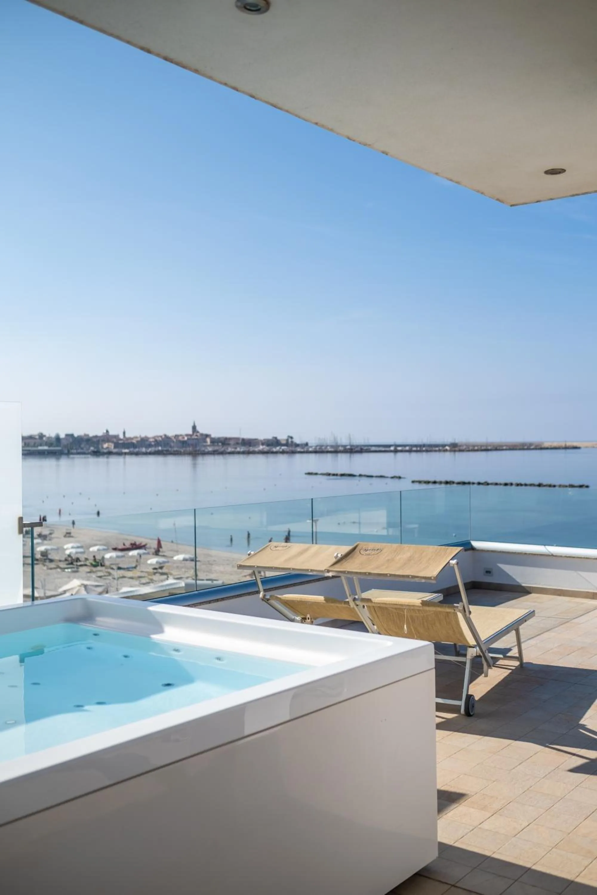 Hot Tub in Residence Picalè