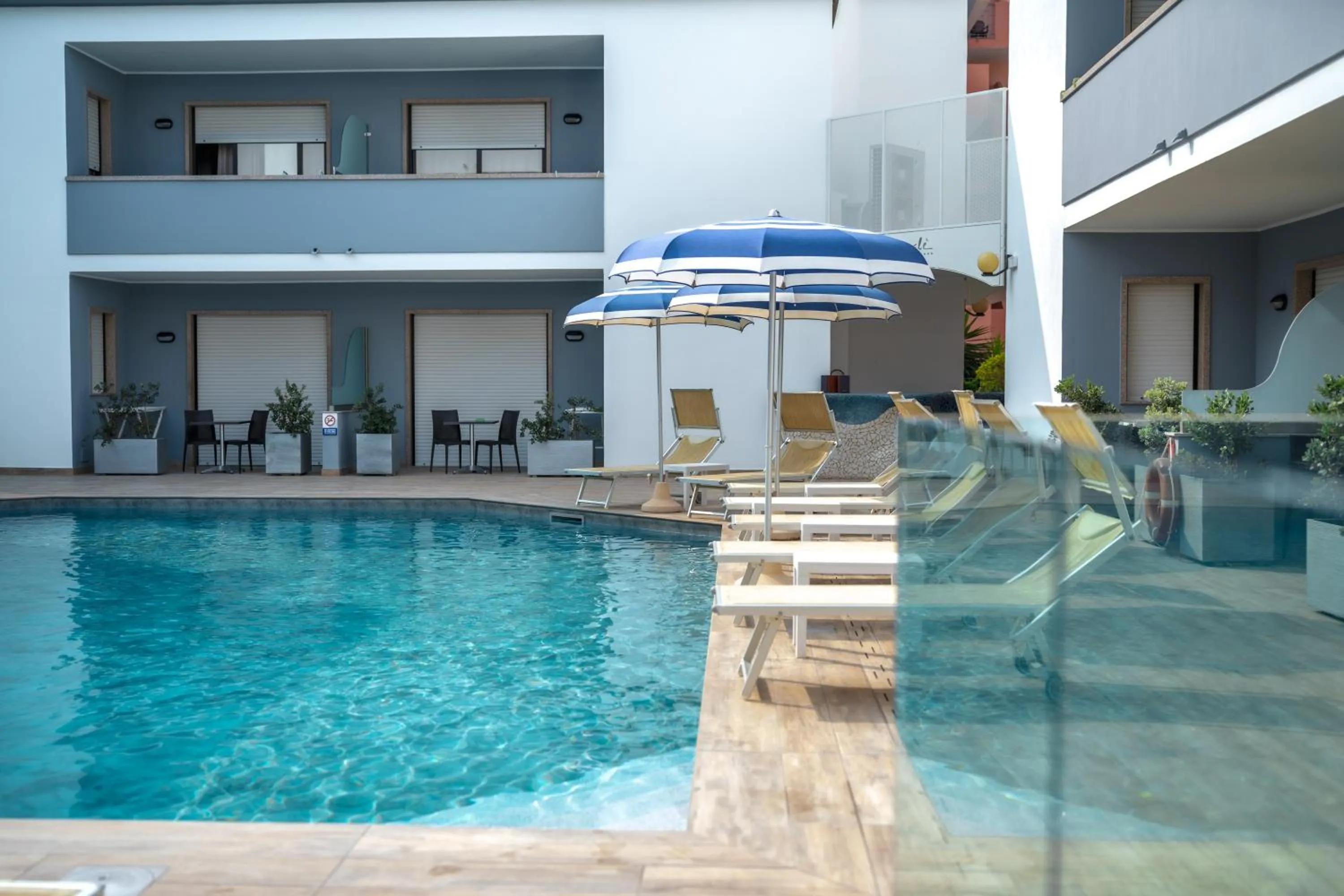 Swimming pool in Residence Picalè