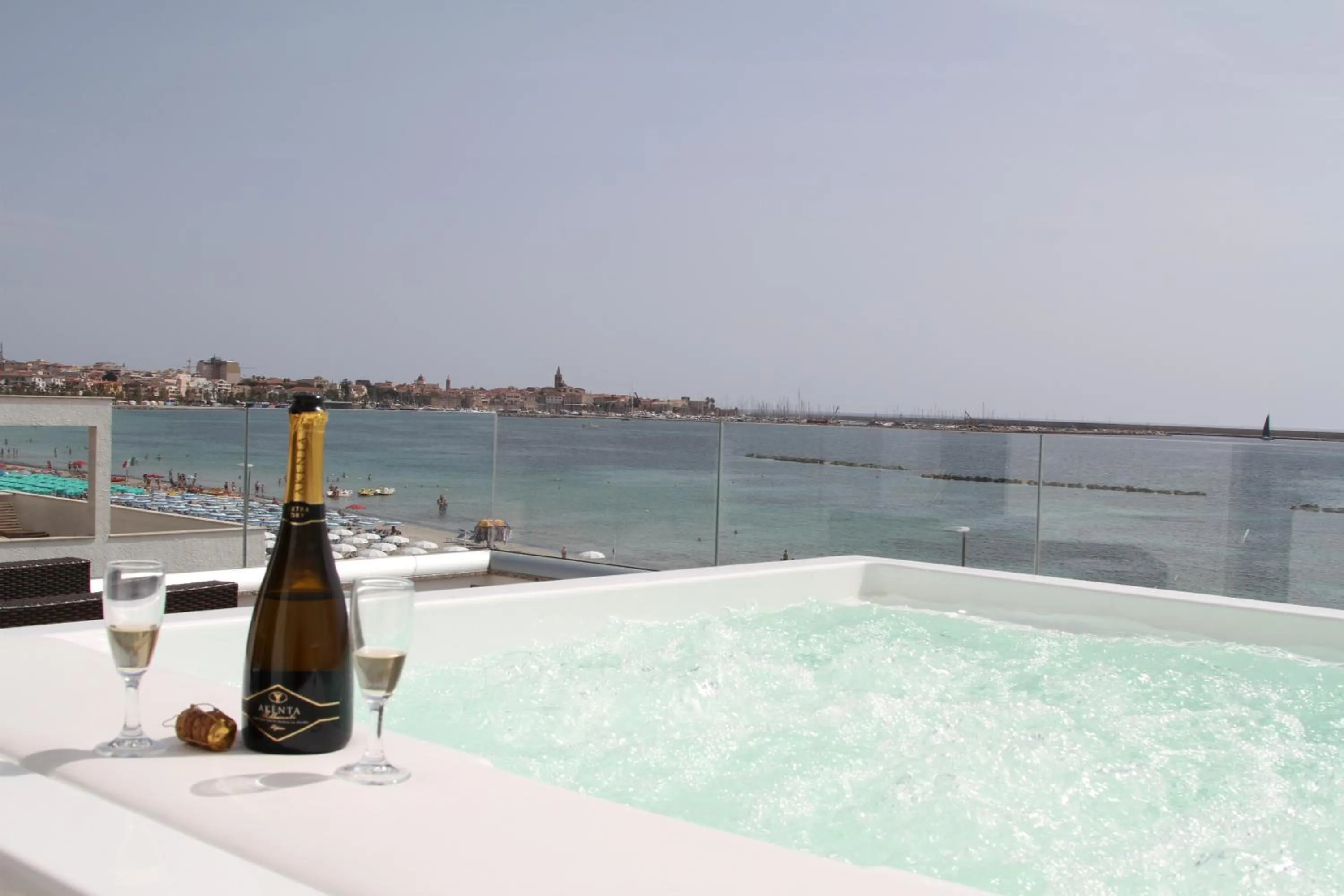 Hot Tub in Residence Picalè