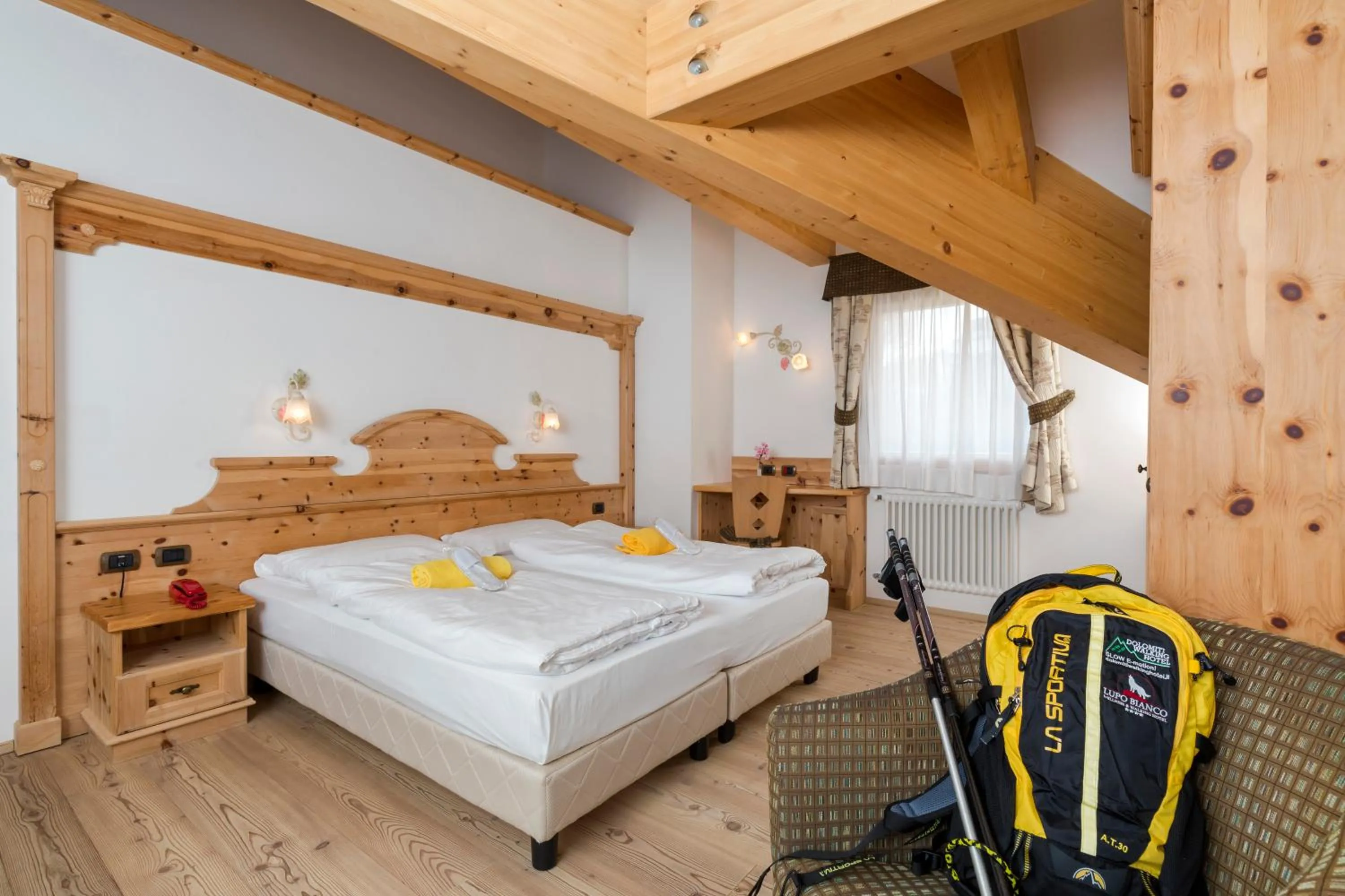 Bedroom, Bed in Wellness Hotel Lupo Bianco