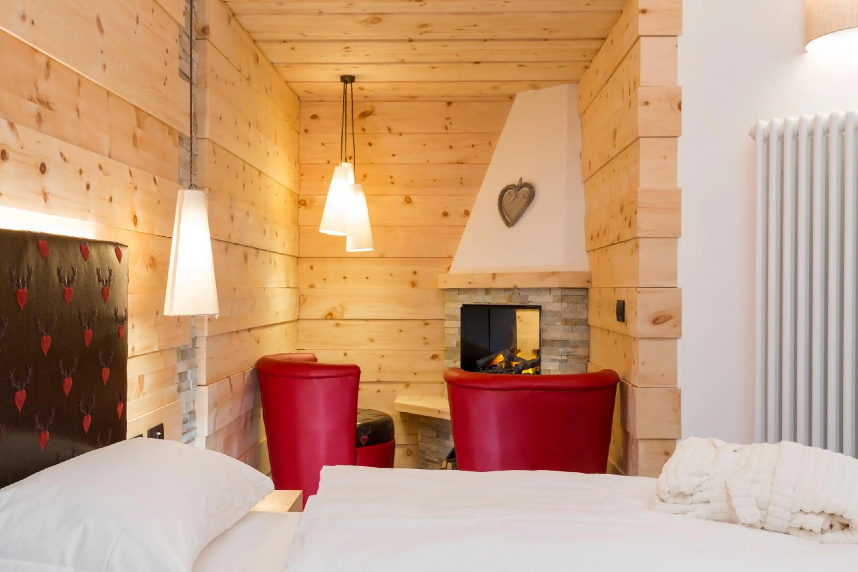 Bedroom, Bed in Wellness Hotel Lupo Bianco