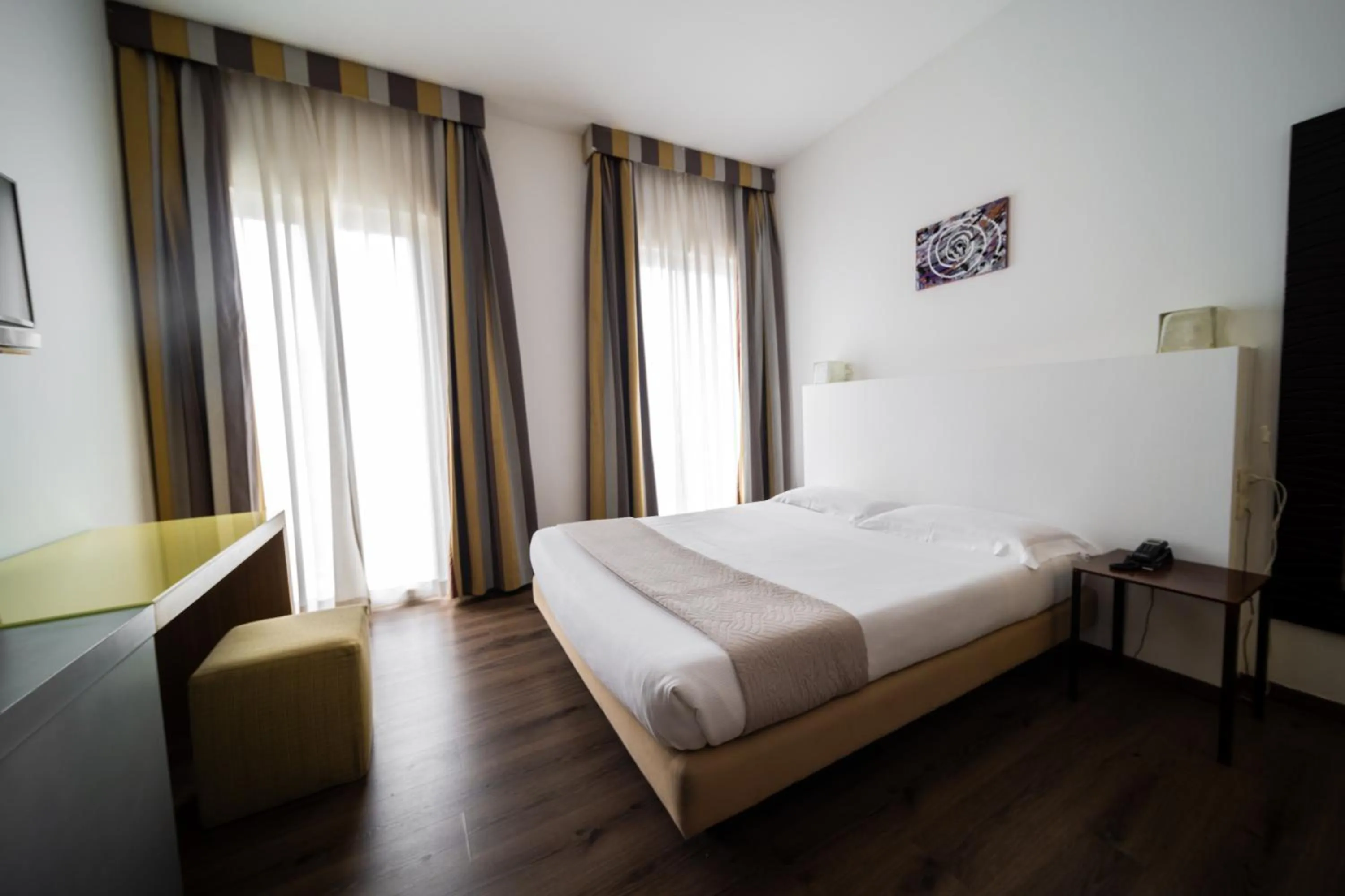 Bedroom, Bed in Hotel Trieste