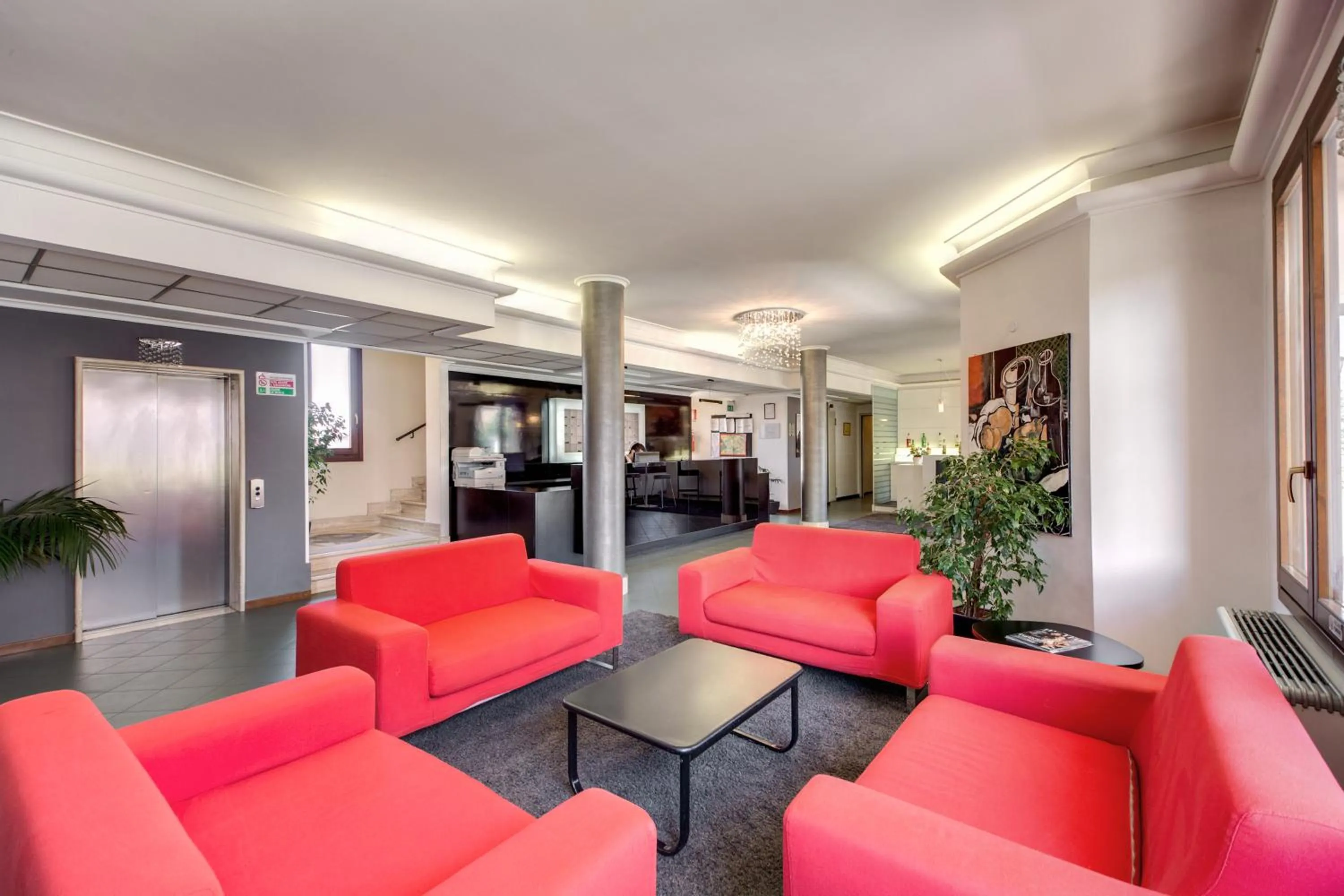 Lobby or reception in Hotel Alba Roma