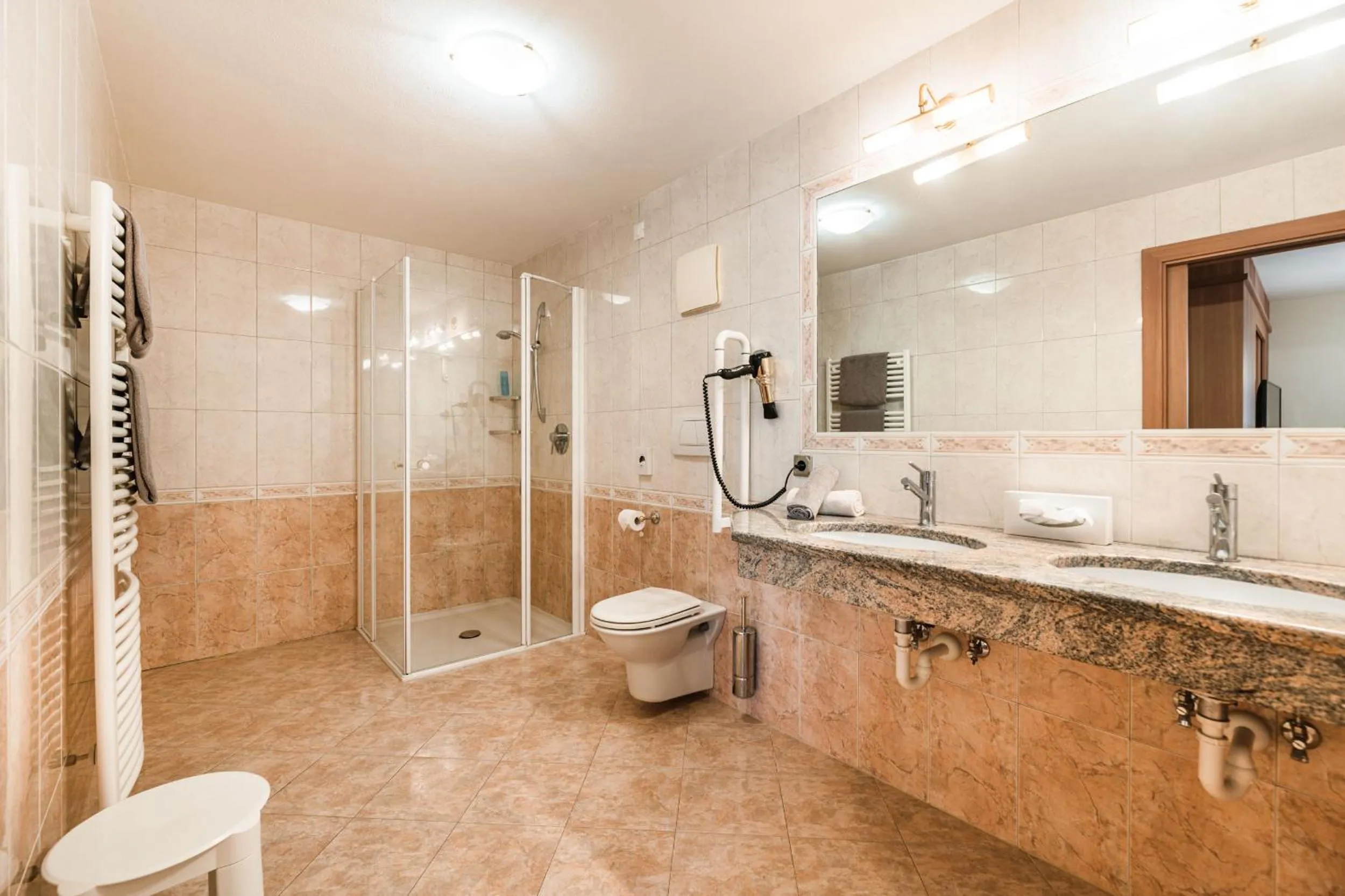 Bathroom in Hotel Weingarten