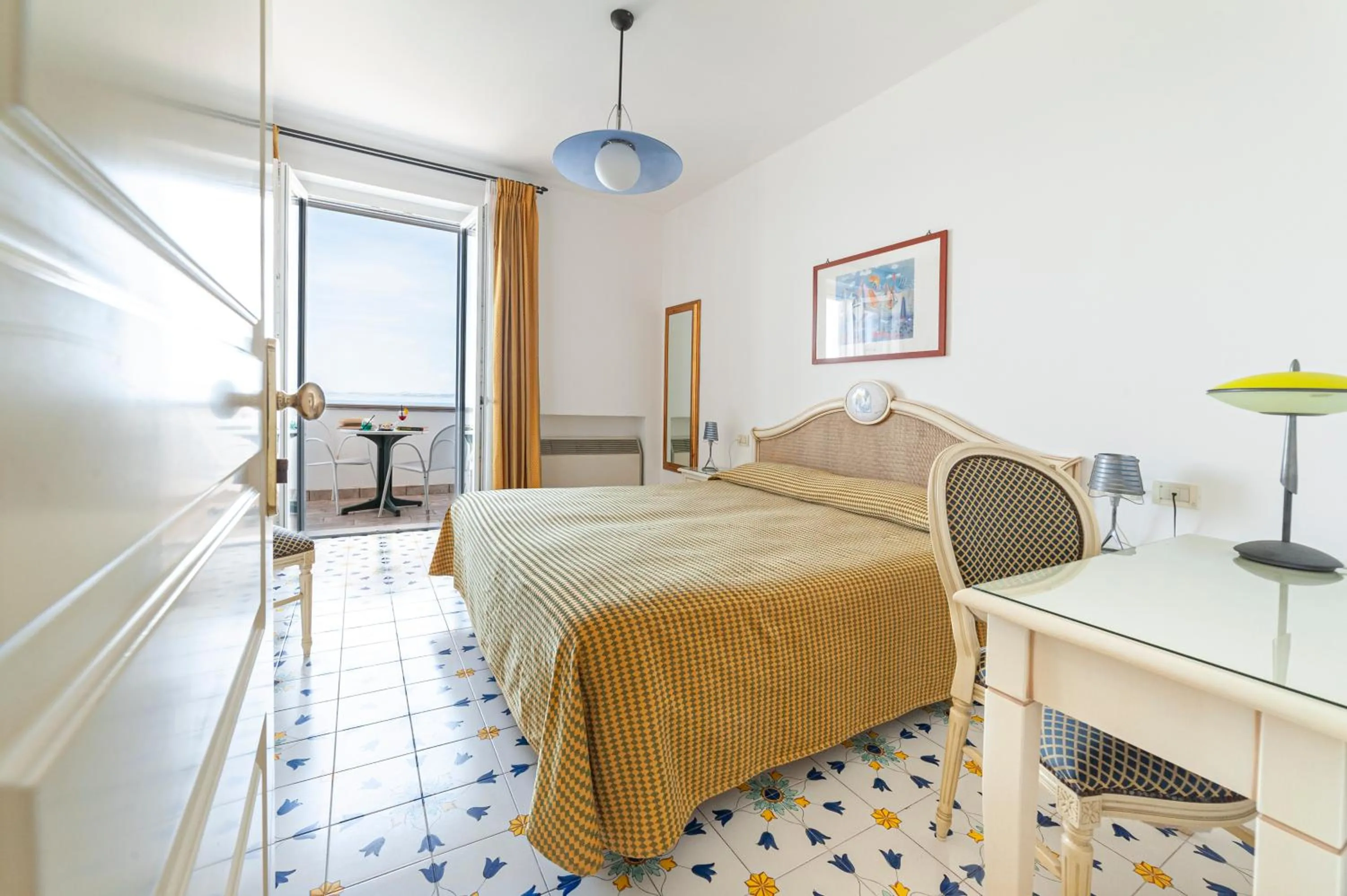 Bed in Hotel Gran Paradiso