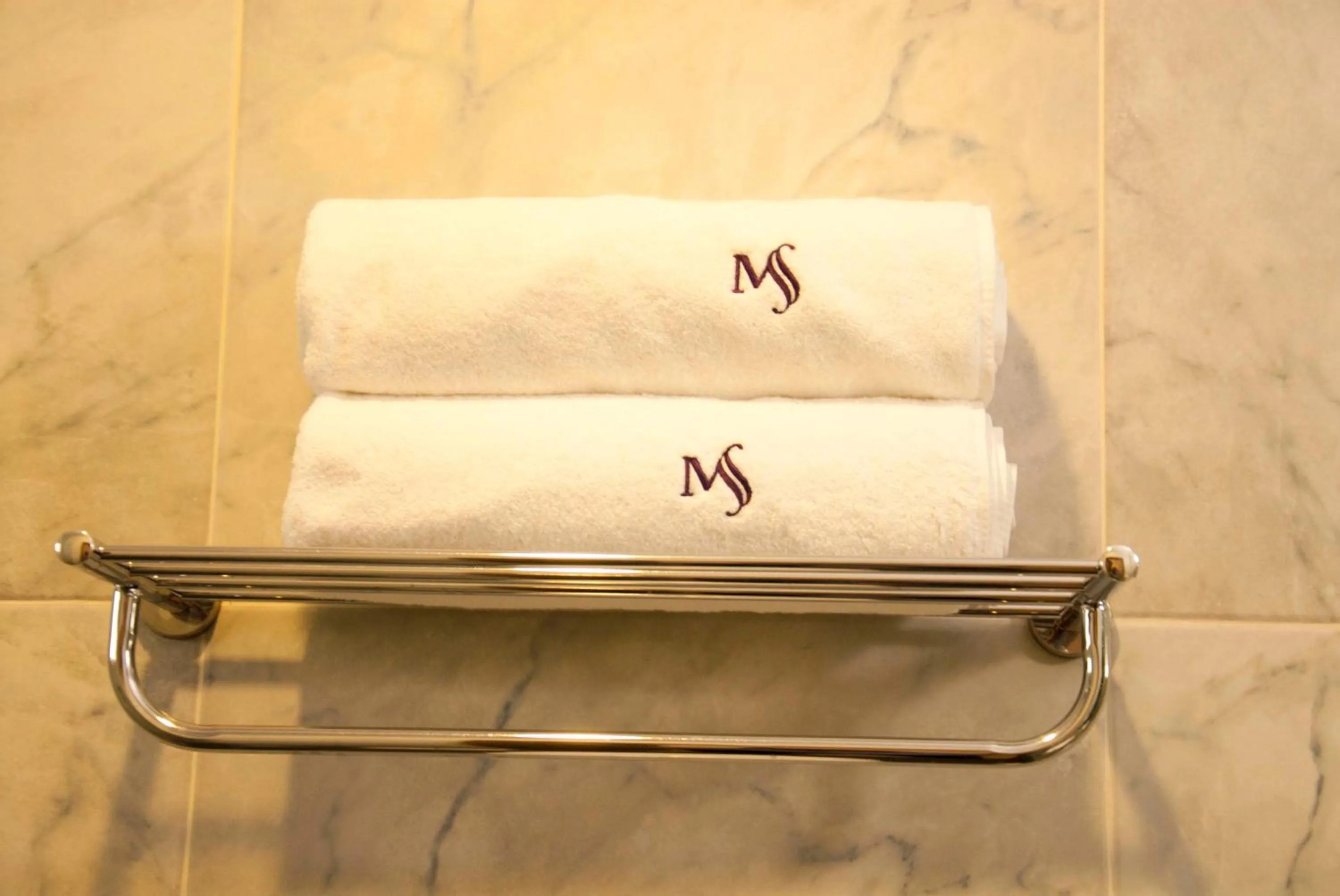 Bathroom in Hotel MS