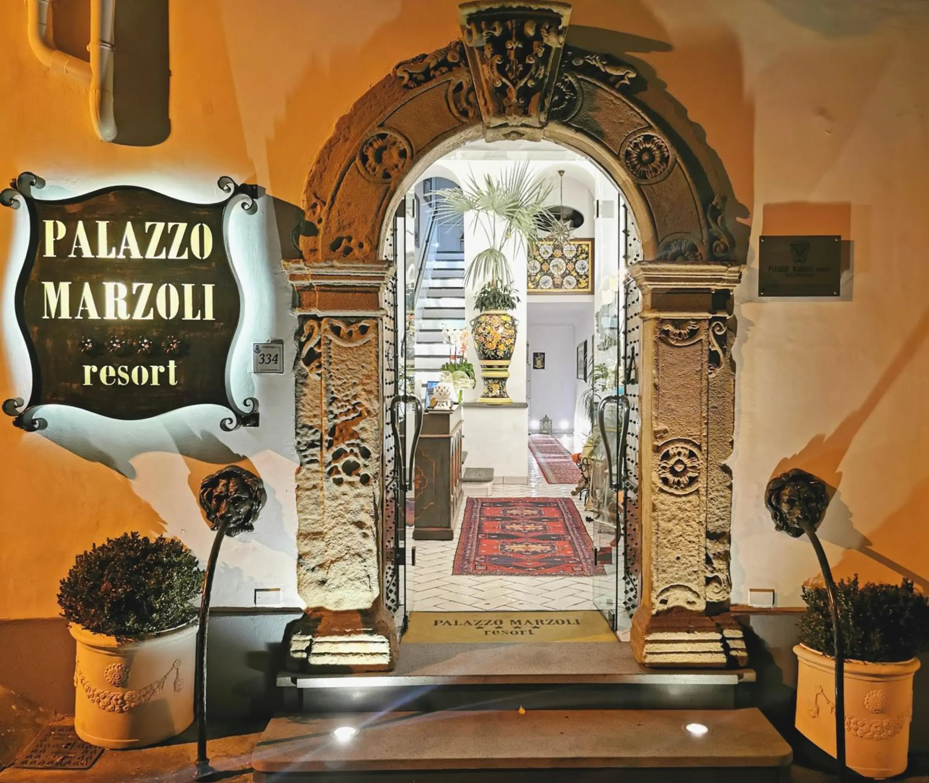 Facade/entrance in Palazzo Marzoli charme Resort - Small Luxury Hotel Facade/entrance in Palazzo Marzoli charme Resort - Small Luxury Hotel