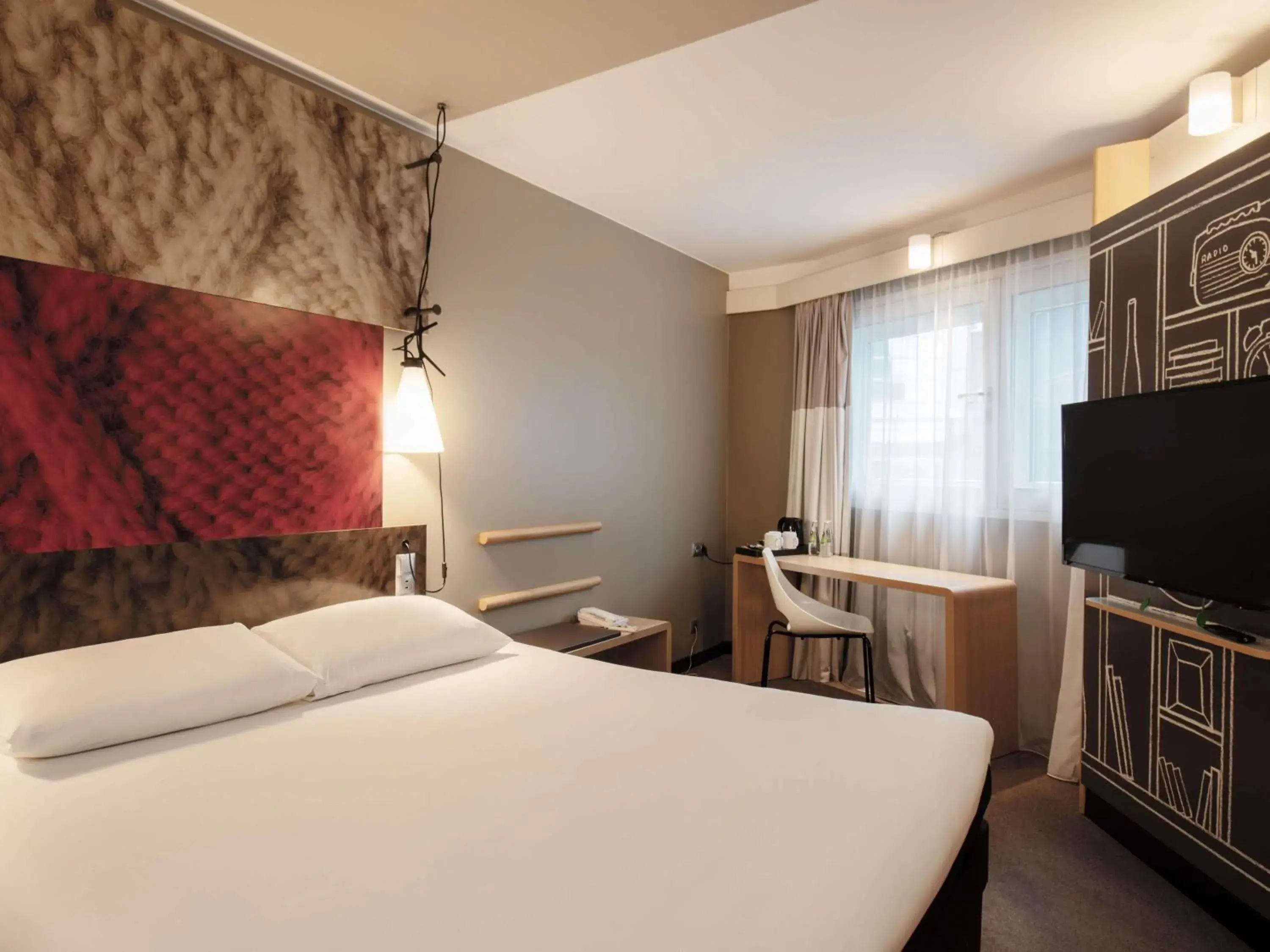 Bedroom, Bed in ibis Warszawa Centrum Bedroom, Bed in ibis Warszawa Centrum