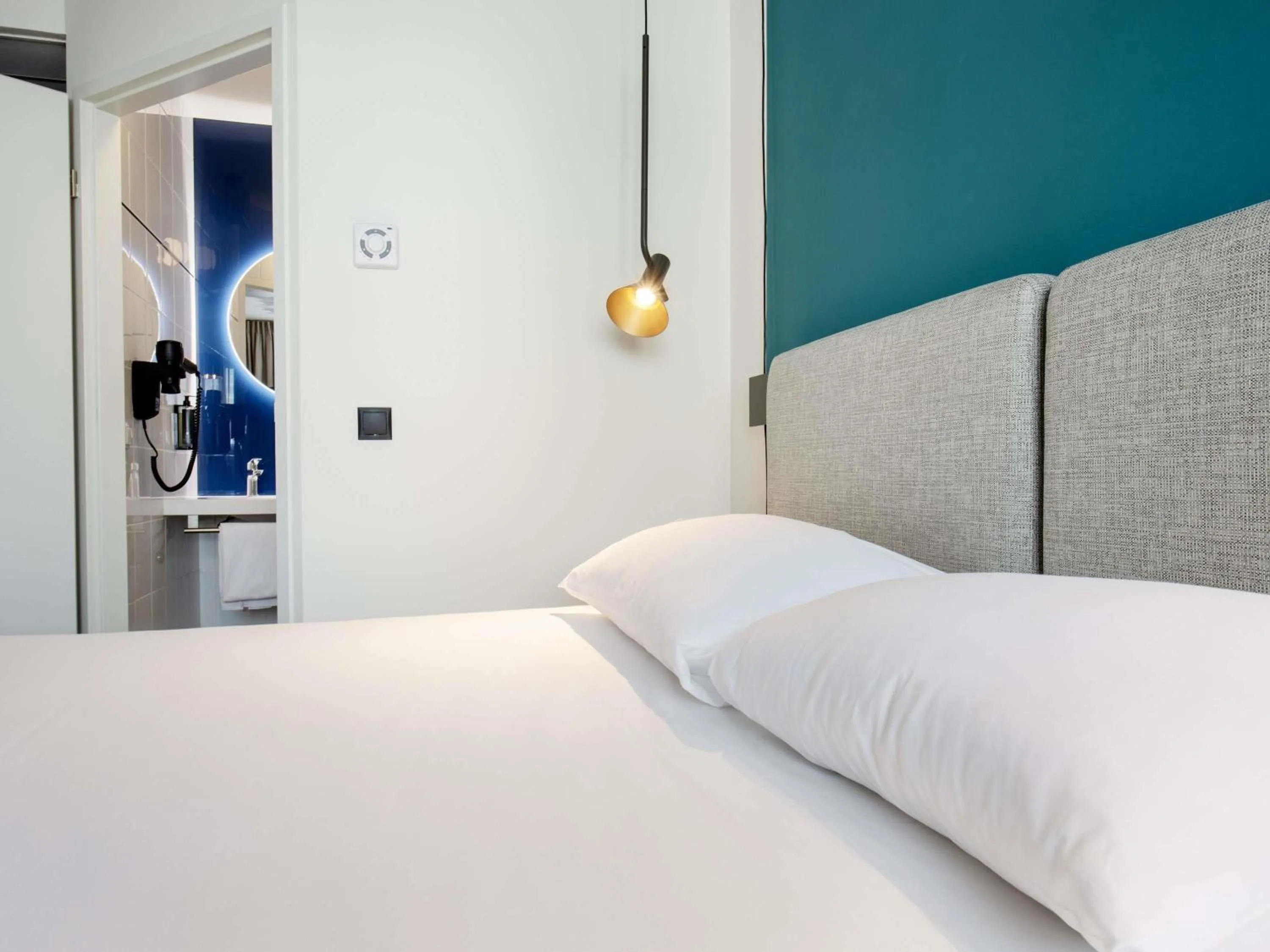 Bedroom, Bed in ibis Warszawa Centrum