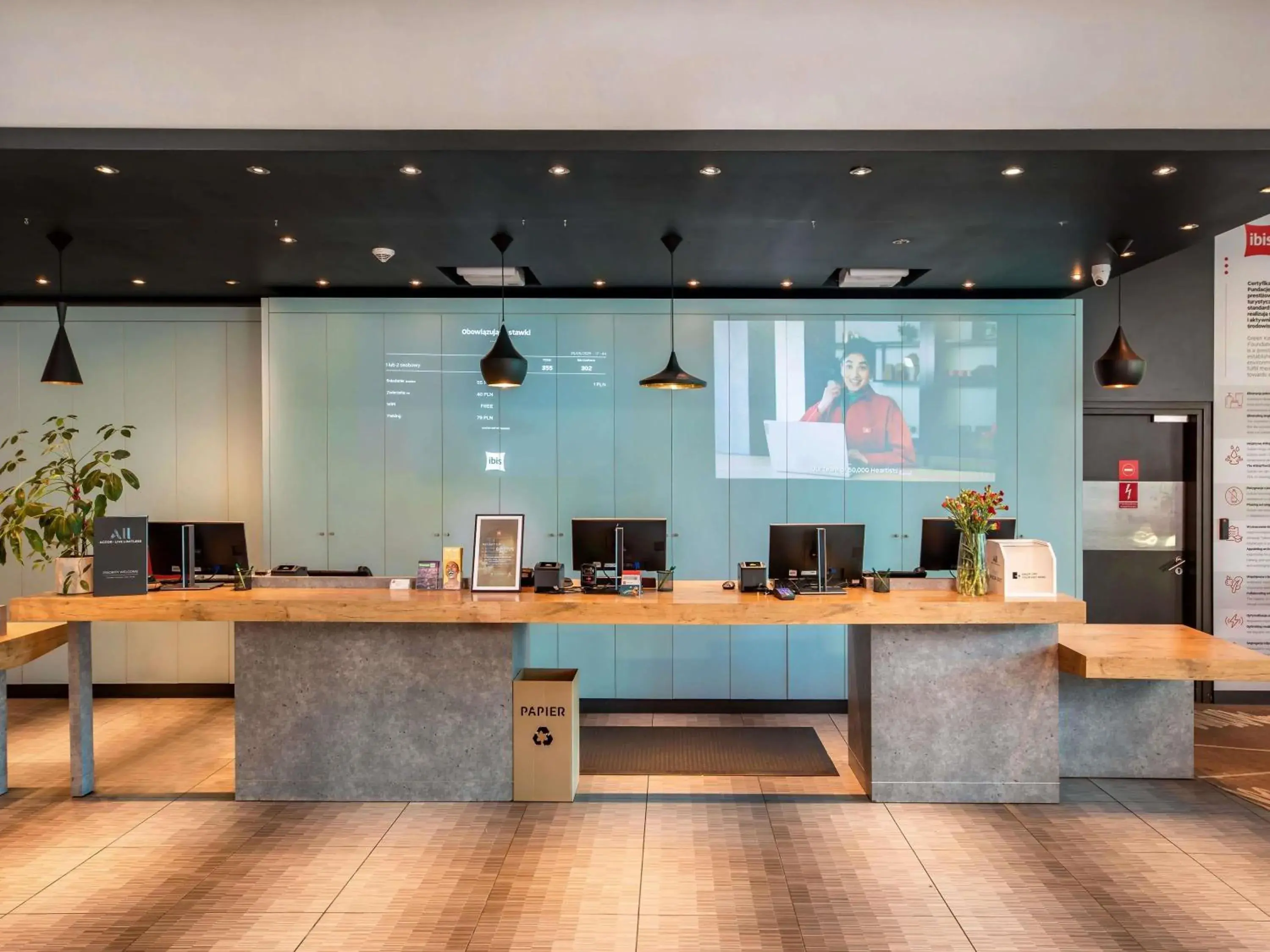 Lobby or reception in ibis Warszawa Centrum Lobby or reception in ibis Warszawa Centrum