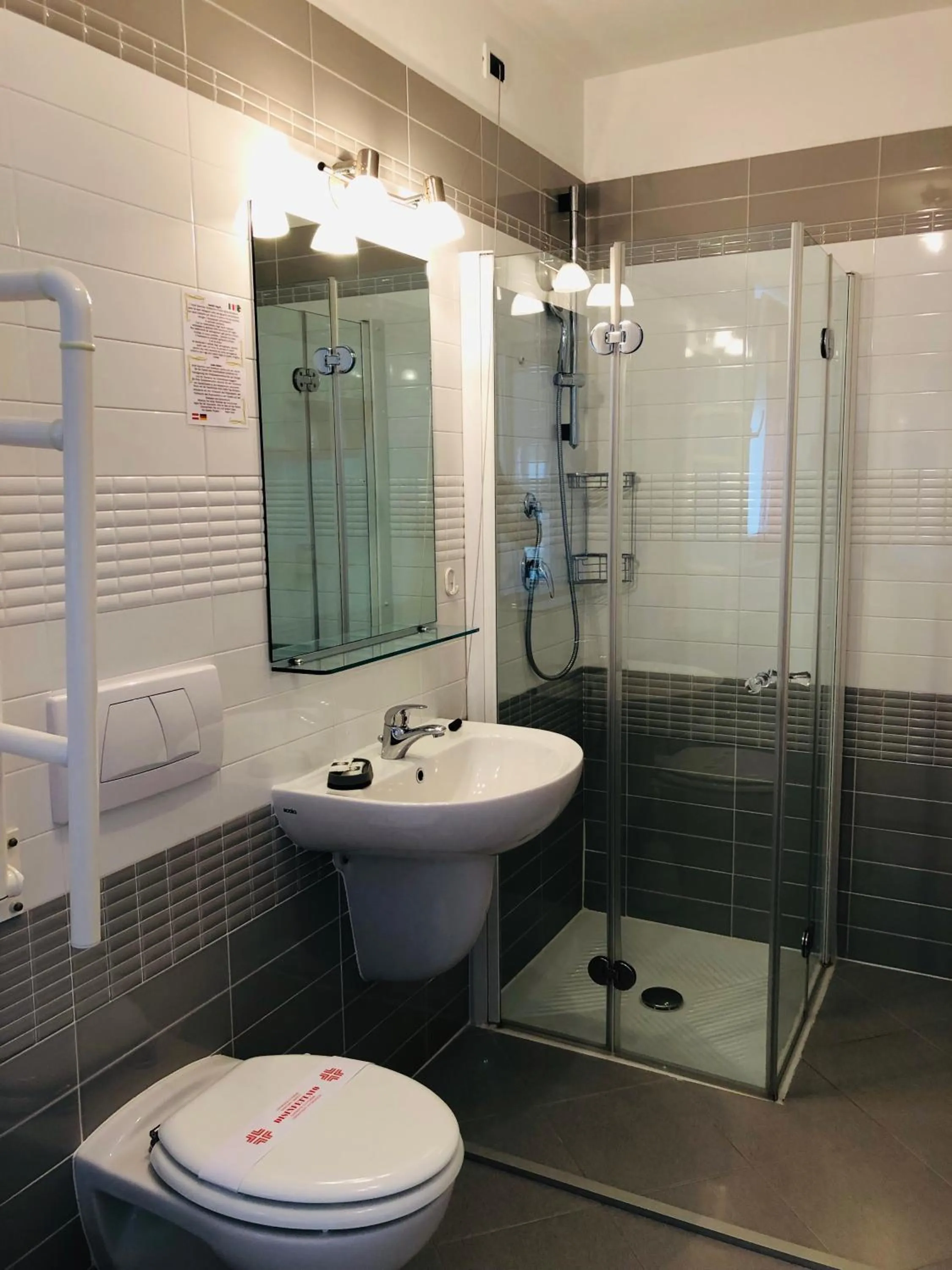 Bathroom in Hotel Residence Sanremo