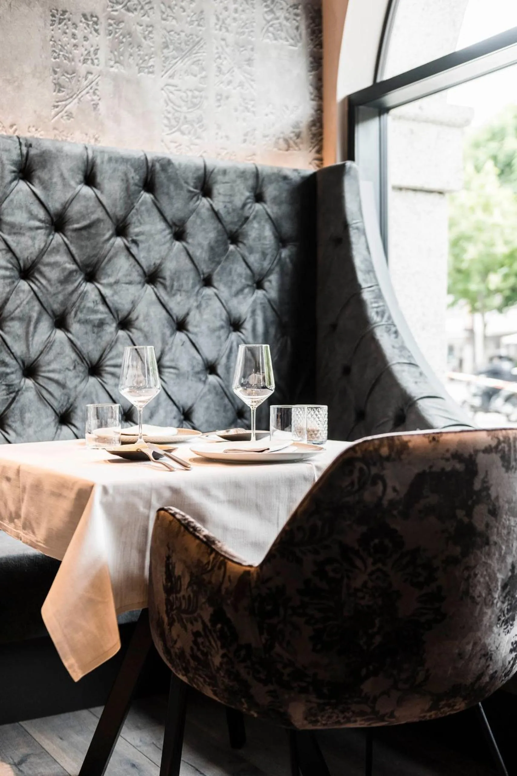 Seating area in HOTEL POST alpine cityflair