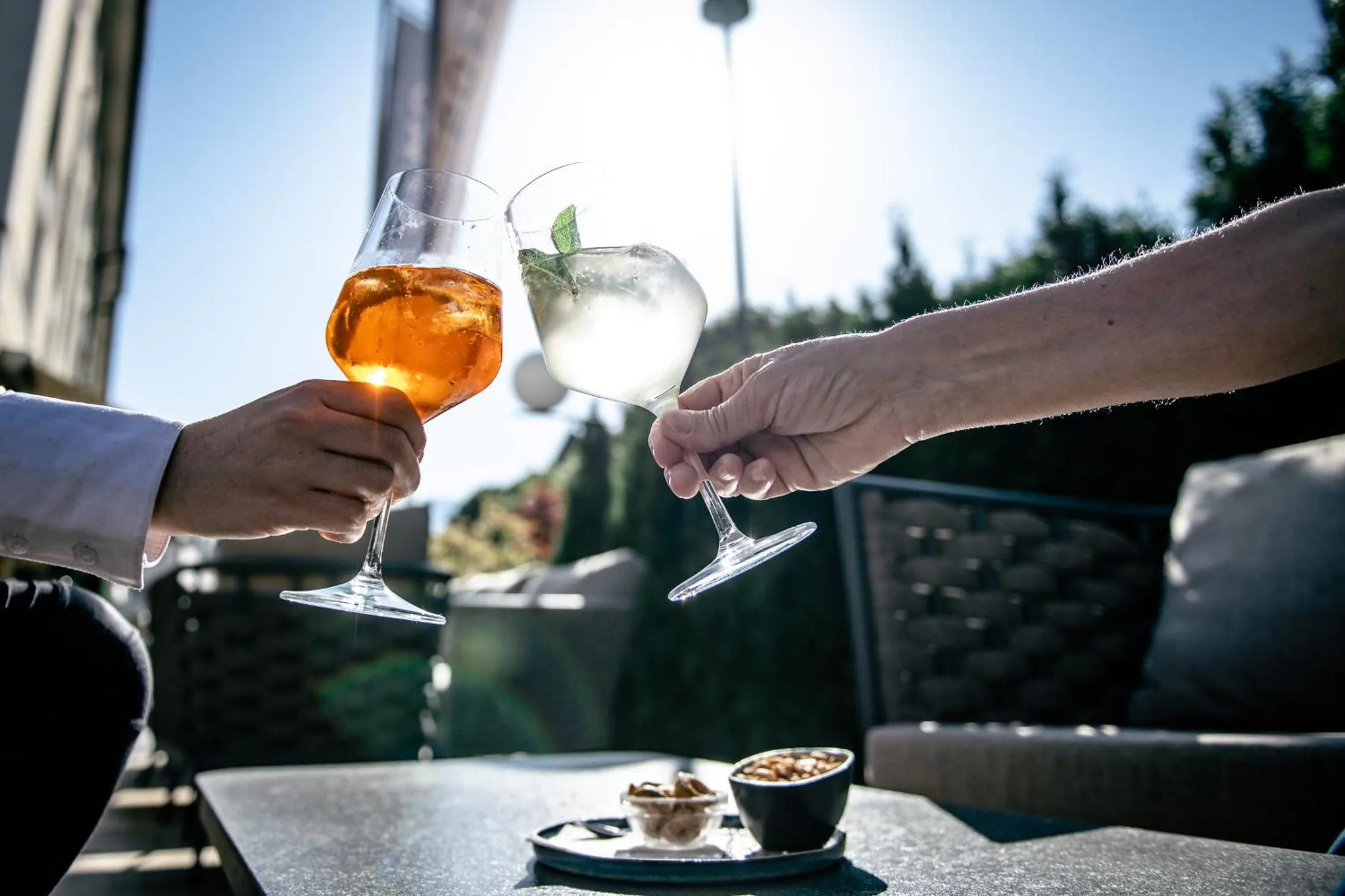 Lounge or bar in HOTEL POST alpine cityflair