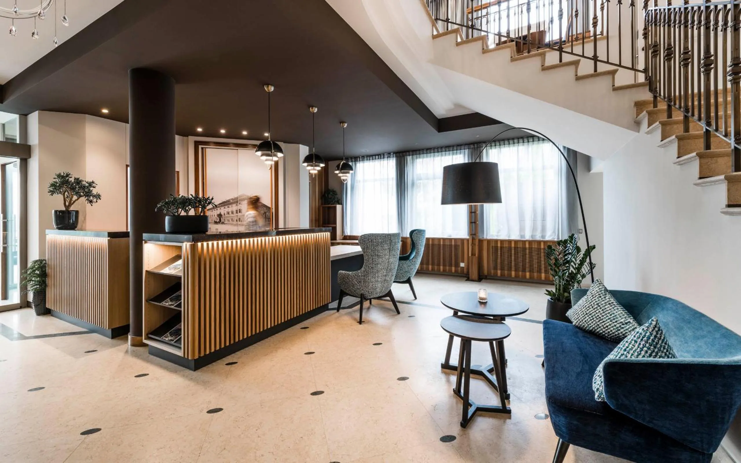 Lobby or reception in HOTEL POST alpine cityflair